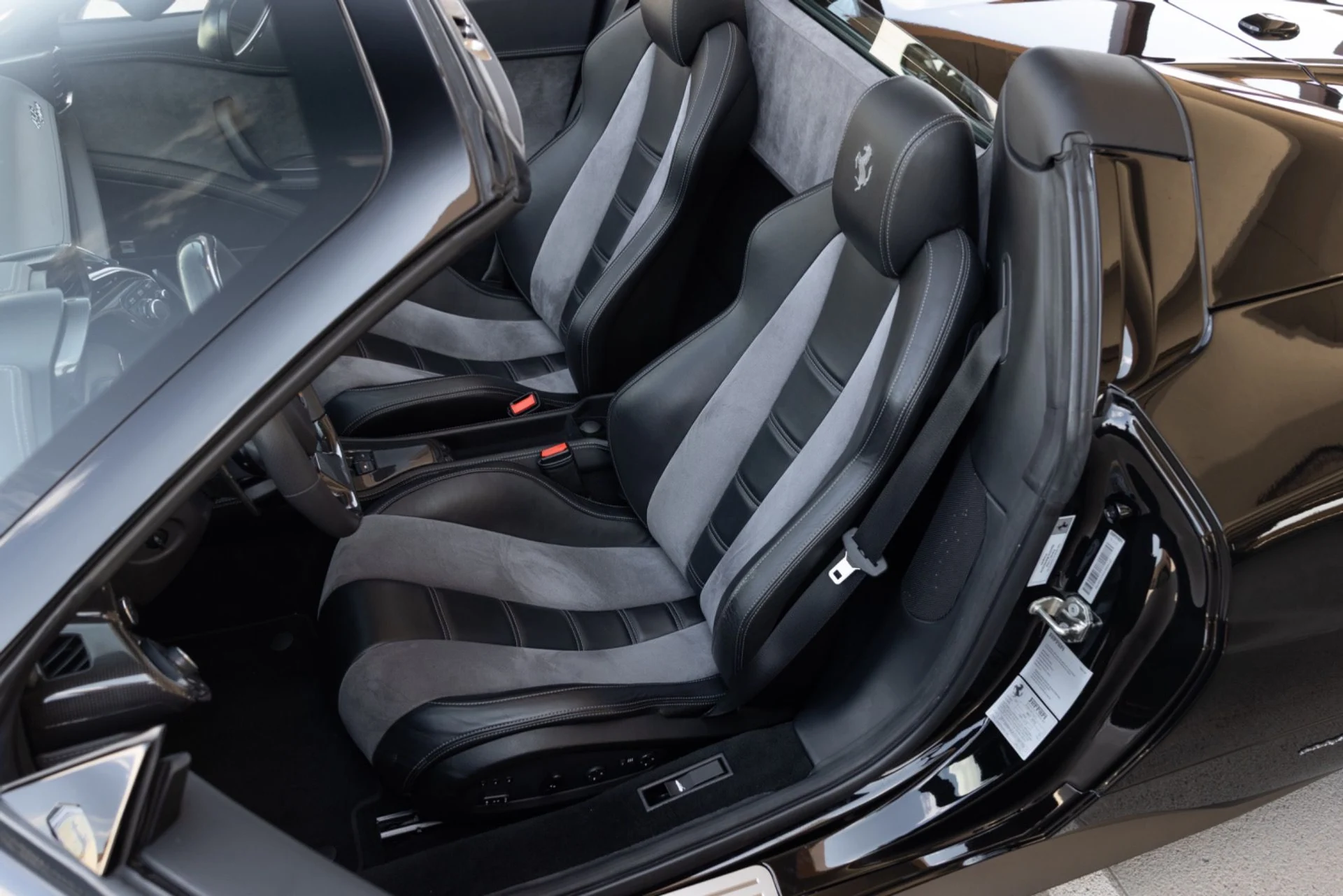 mph003_1279121523_Used_2012_Ferrari_458_Spider_1788476074_b77f0d4006