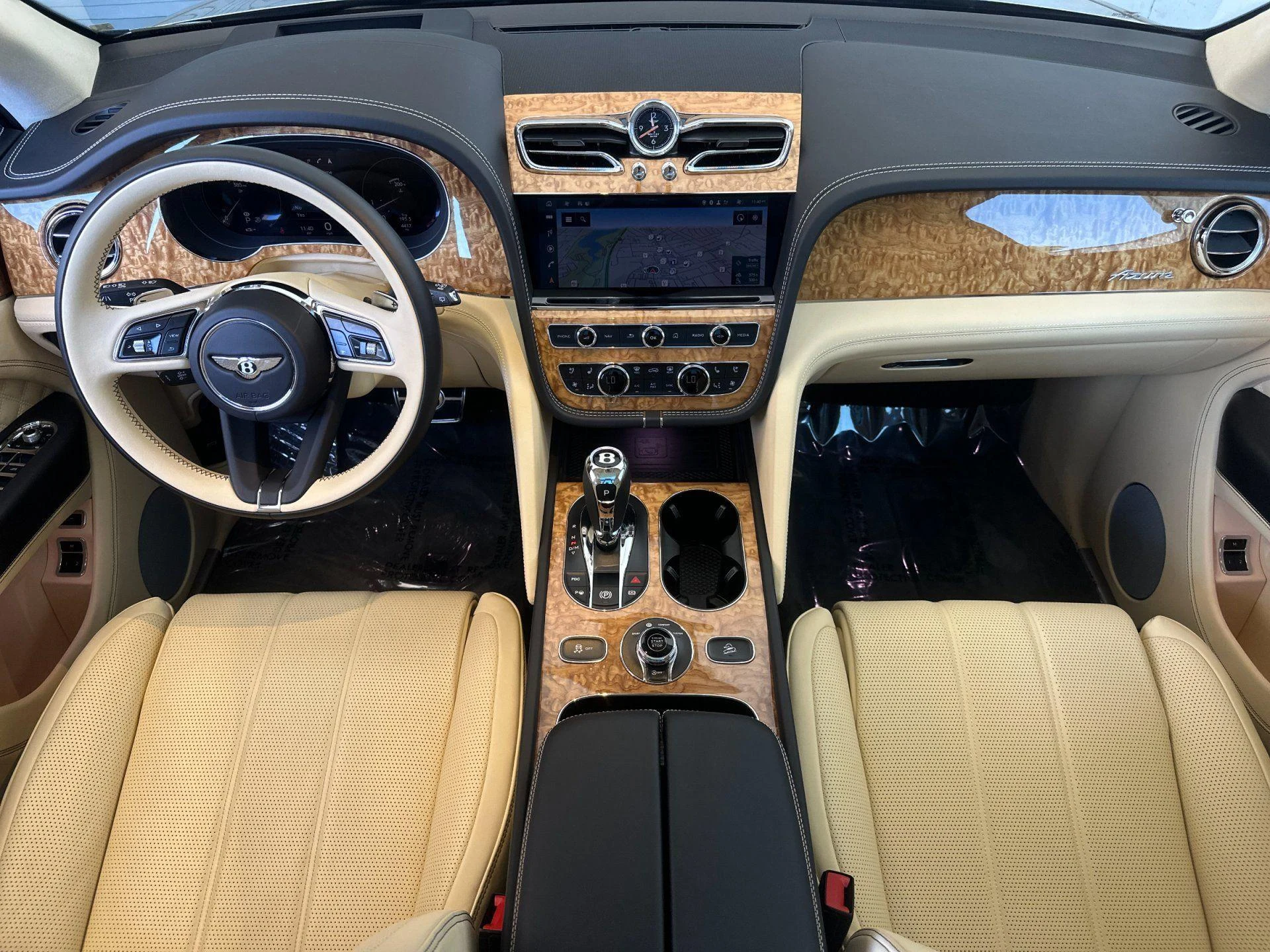mph003_1280279973_Used_2023_Bentley_Bentayga_Azure_1782290855_9060f52f9a
