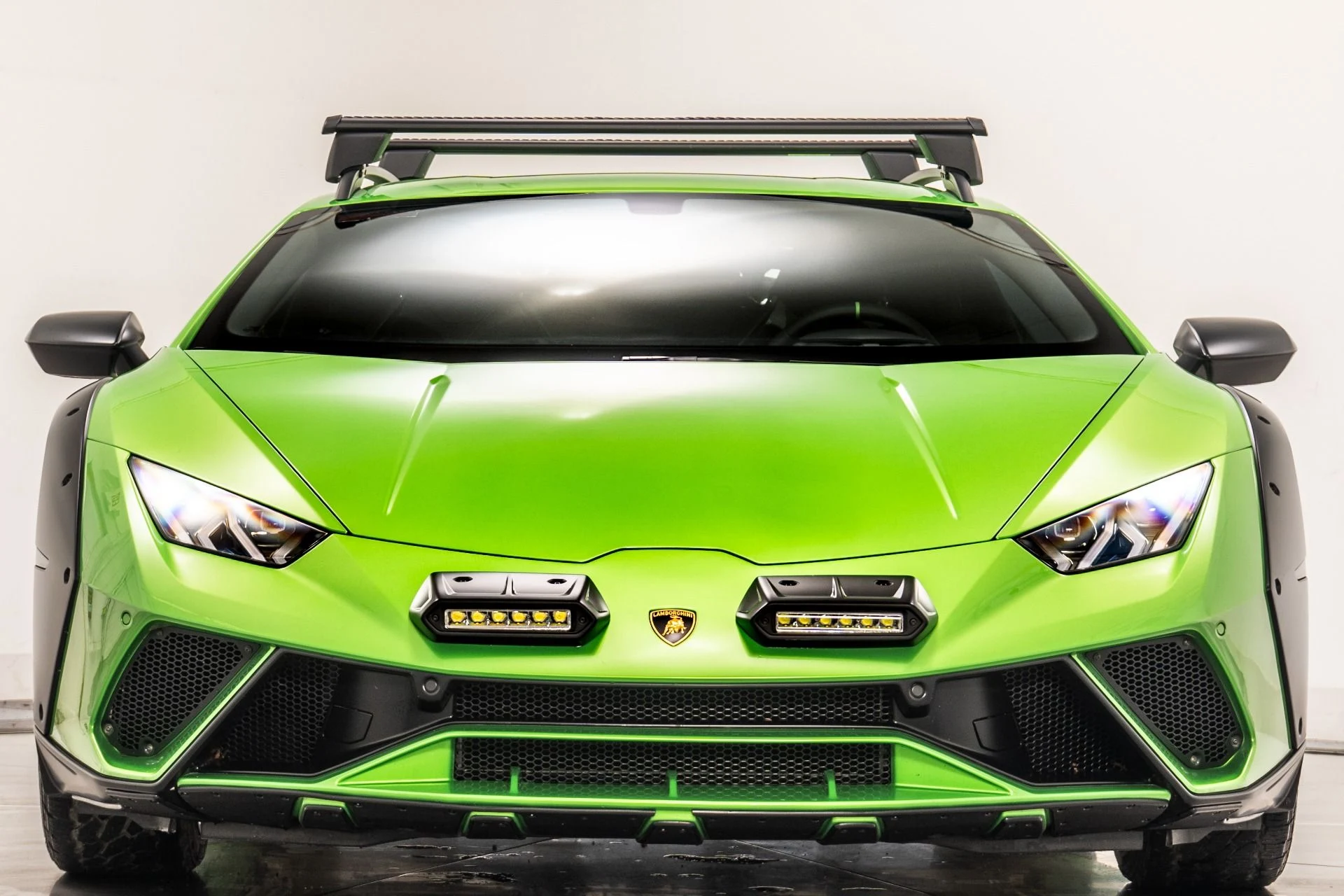 mph003_1285807775_Used_2024_Lamborghini_Huracan_Sterrato_1762382893_26fbab6133