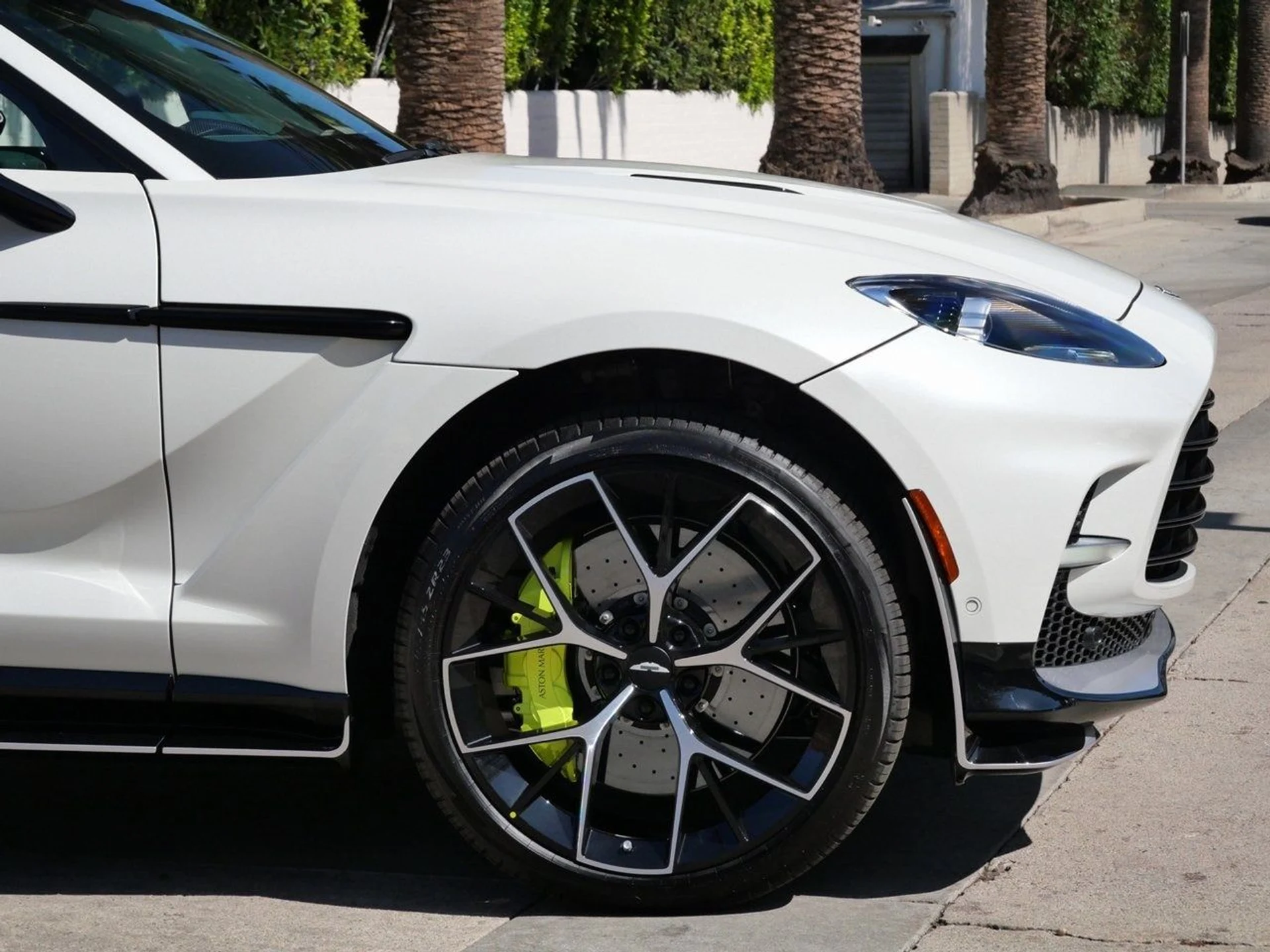 mph003_1292417717_2026cd6d1173f937884bea94ddd9ce70x_39063b3479