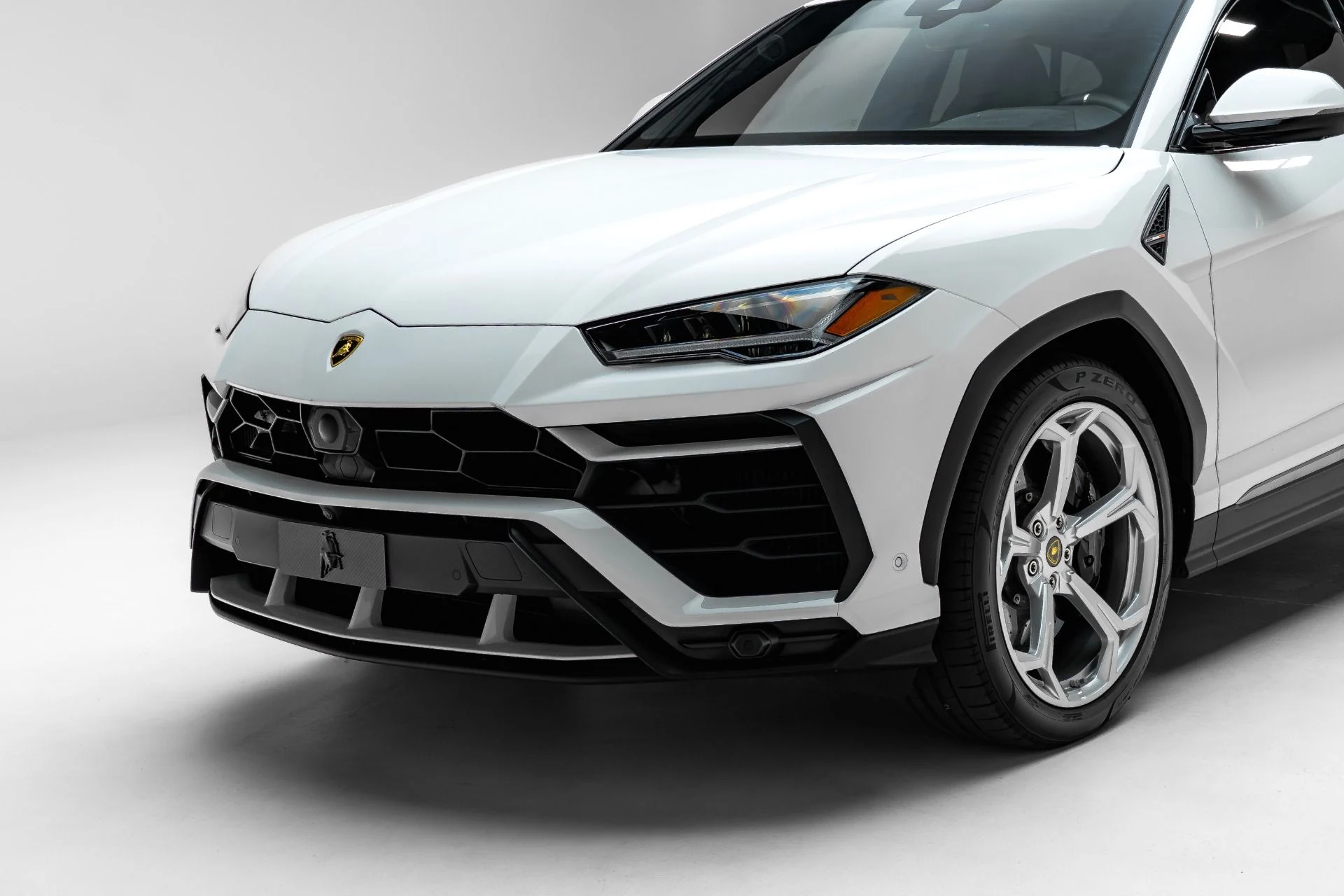mph003_1297389198_Used_2020_Lamborghini_Urus_1780965448_a9b5de4519