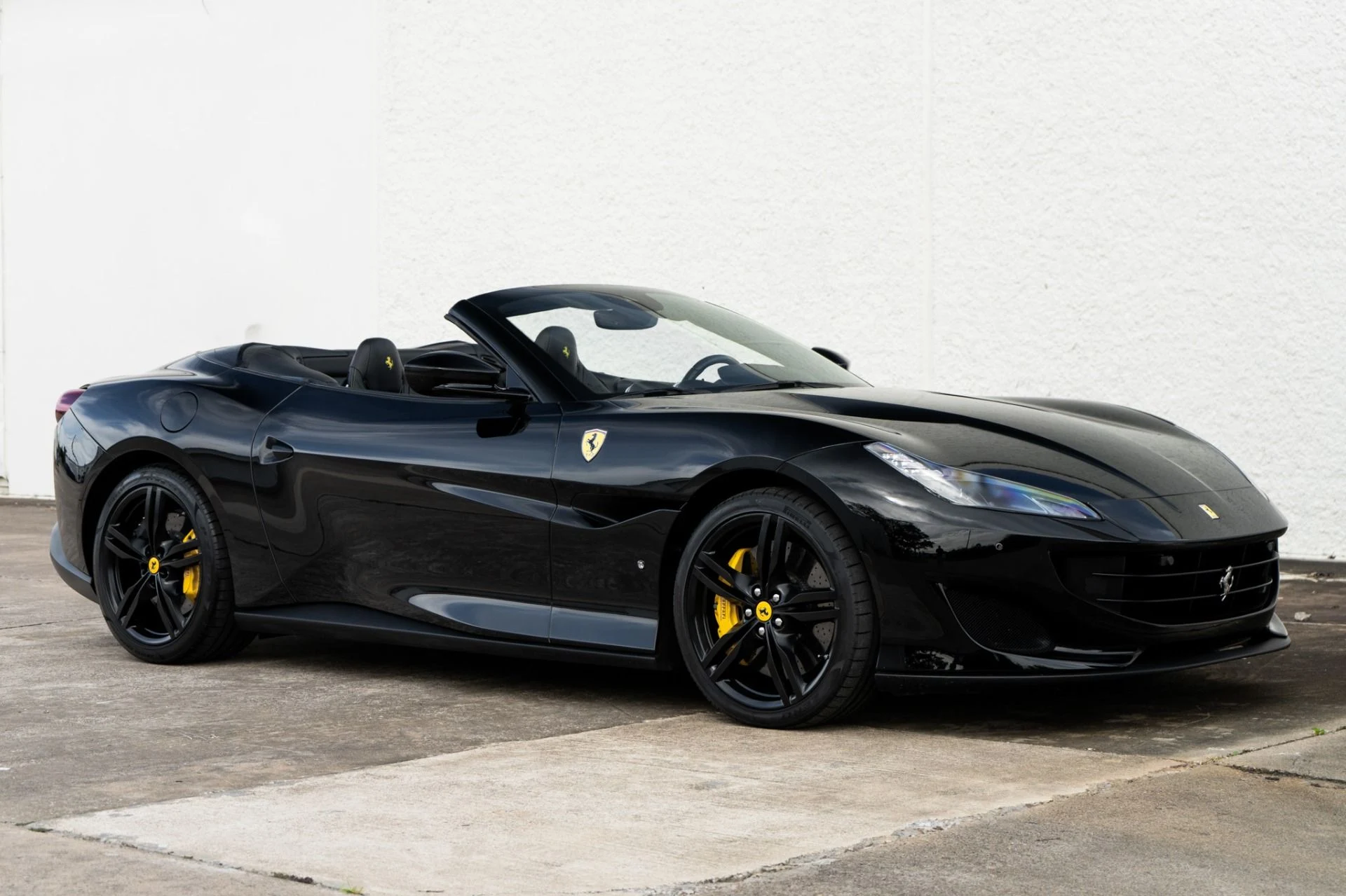 mph003_1305227673_Used_2020_Ferrari_Portofino_1775601890_c13e351a90