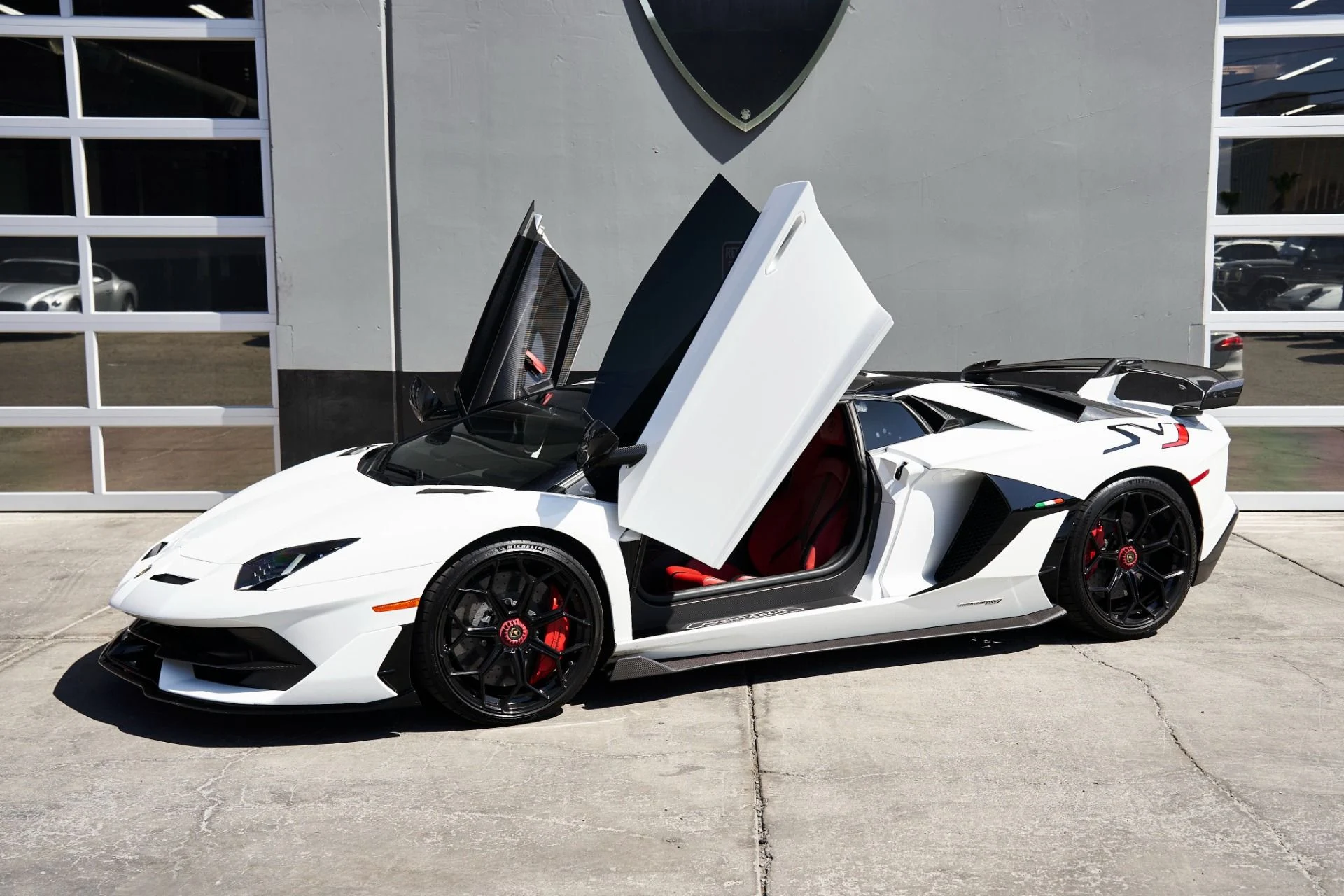 mph003_130941387_Used_2021_Lamborghini_Aventador_SVJ_Base_1722739677_2f02cf4f56
