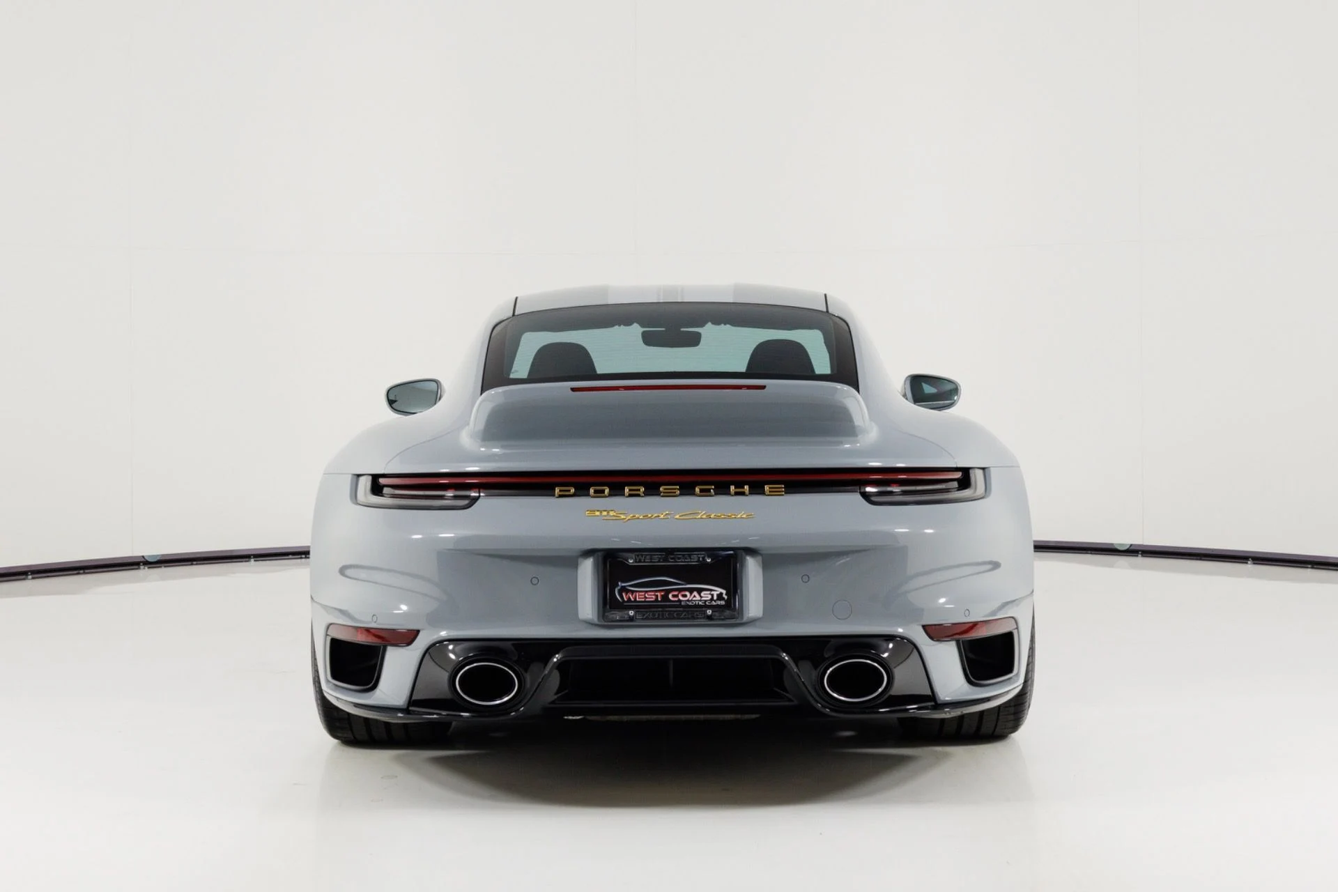 mph003_1329990403_Used_2023_Porsche_911_Sport_Classic_1775497632_8dc12a3353
