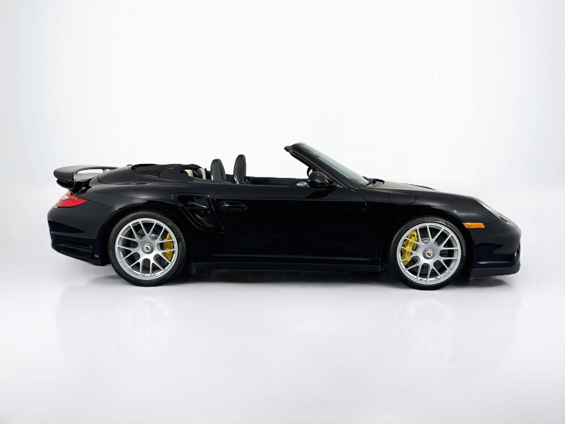 mph003_1343091149_Used_2012_Porsche_911_Turbo_S_1792607173_9c8d9bb524