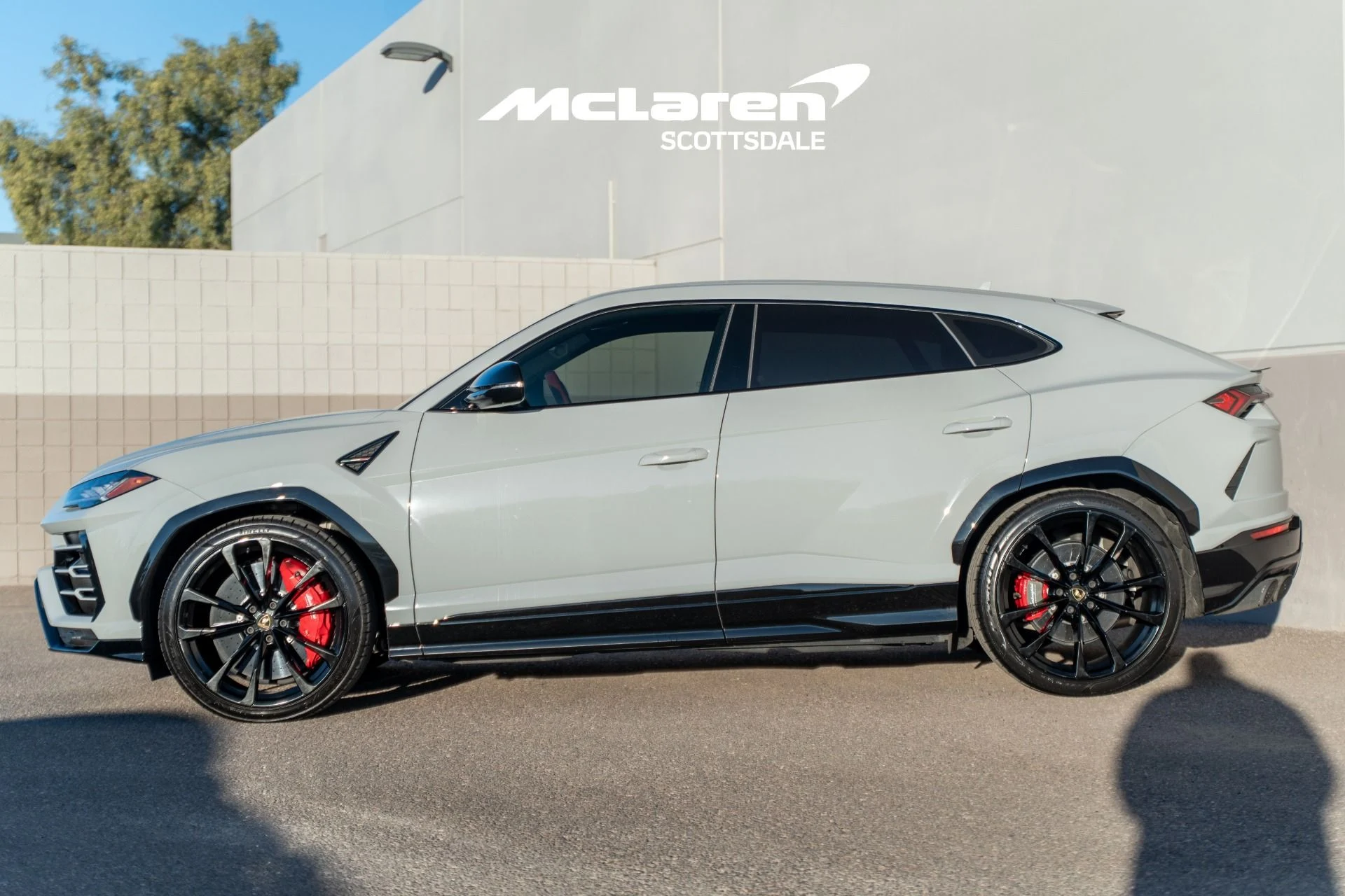 mph003_1352662047_Used_2021_LAMBORGHINI_URUS_1765671220_cea34b3665