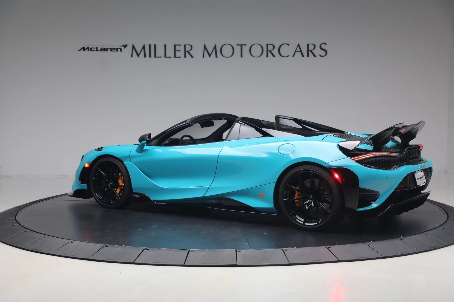 mph003_1354948359_Used_2022_Mc_Laren_765_LT_Spider_8057accd67