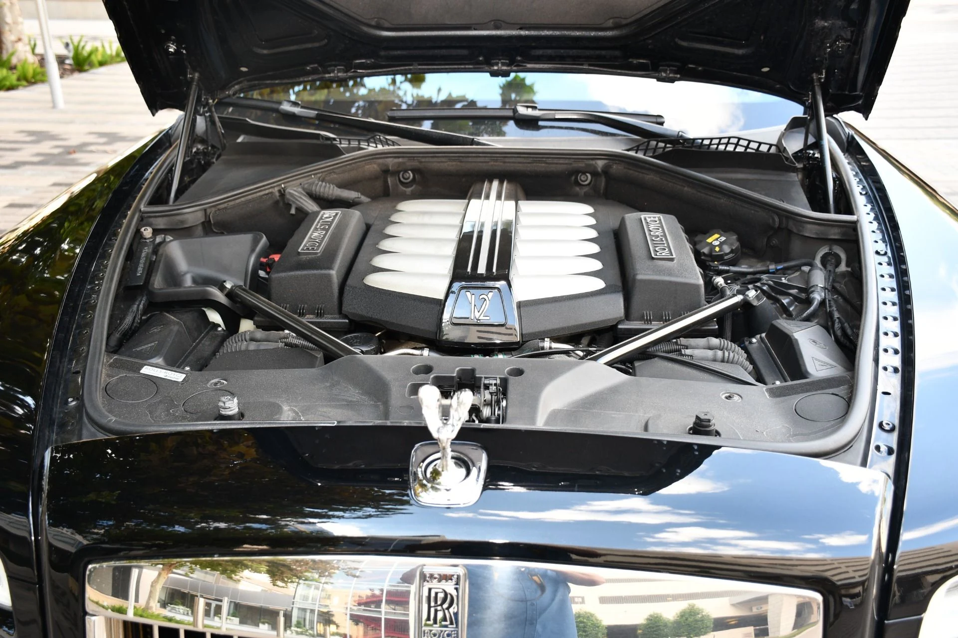 mph003_1357168816_Used_2015_Rolls_Royce_Ghost_1791934300_751d3c1ed8