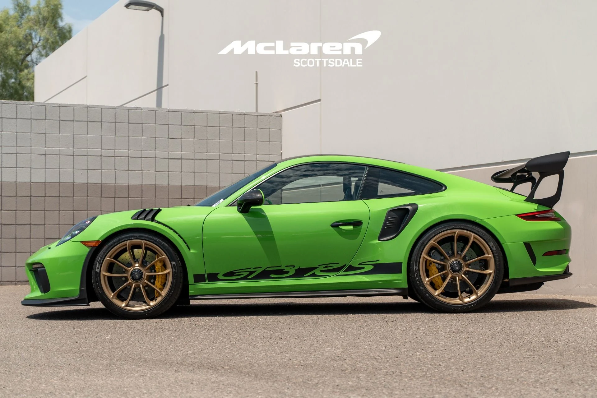 mph003_1358503474_Used_2019_PORSCHE_911_GT_3_RS_1786815086_bbe15eee4d