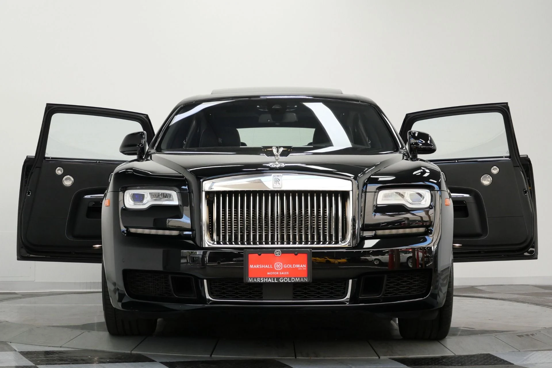 mph003_1358799502_Used_2019_Rolls_Royce_Ghost_EWB_Long_Wheelbase_Model_430_K_MSRP_Low_Miles_1788191510_f346fc4cb8