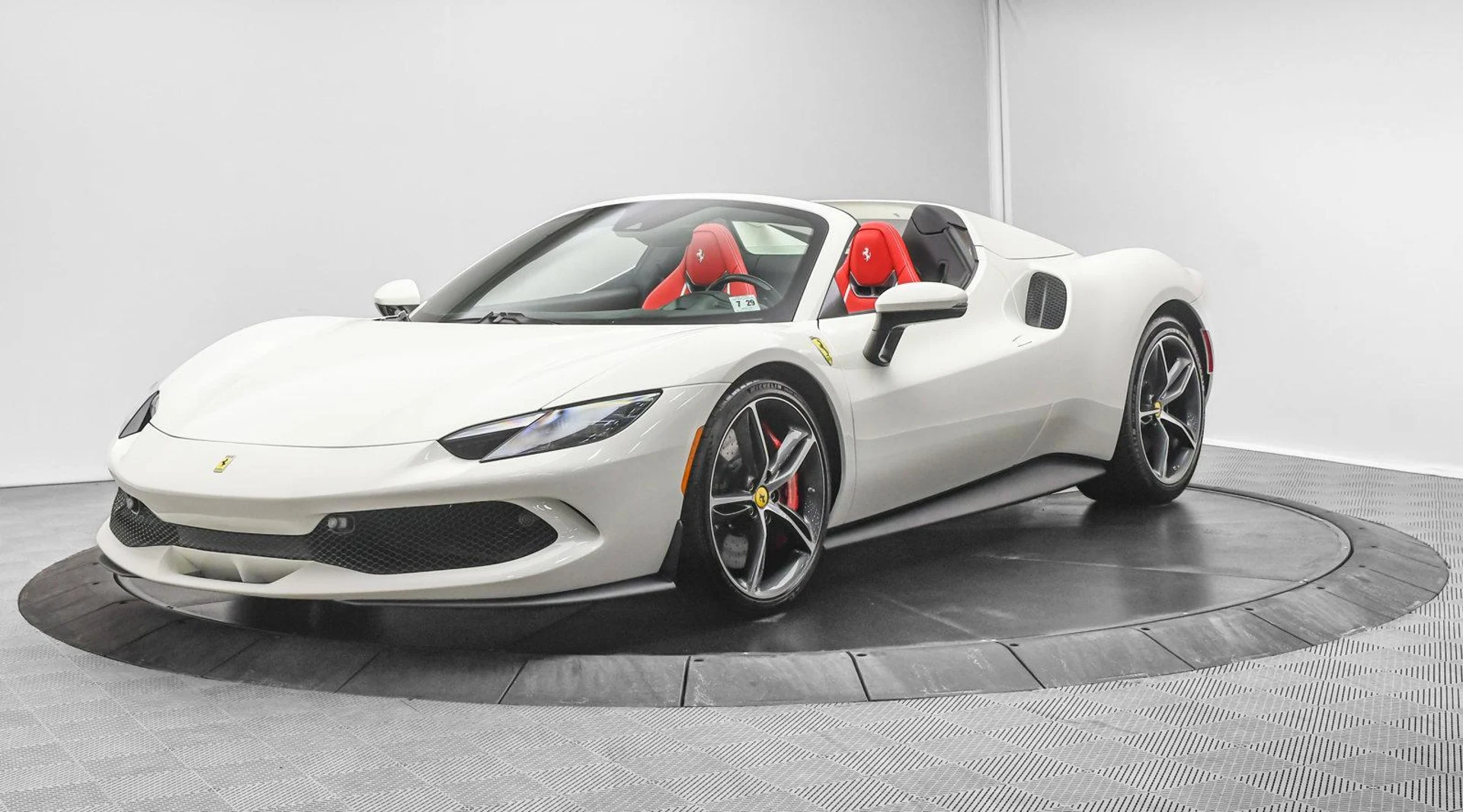 mph003_1369554964_Used_2024_Ferrari_296_GTS_in_Bianco_Avus_1740819836_d033a43815