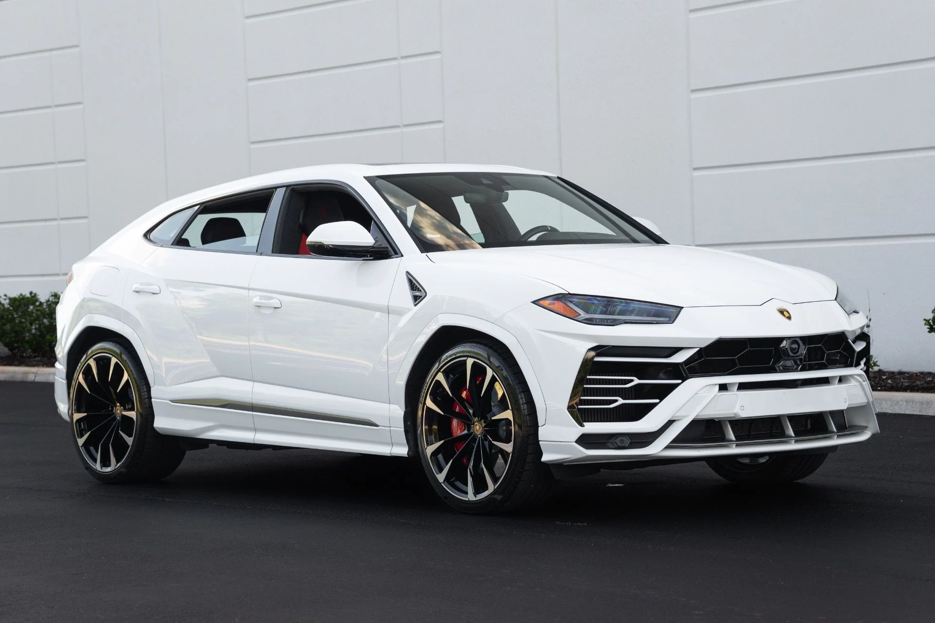 mph003_1383792517_Used_2022_Lamborghini_Urus_1778780511_66952ccf70
