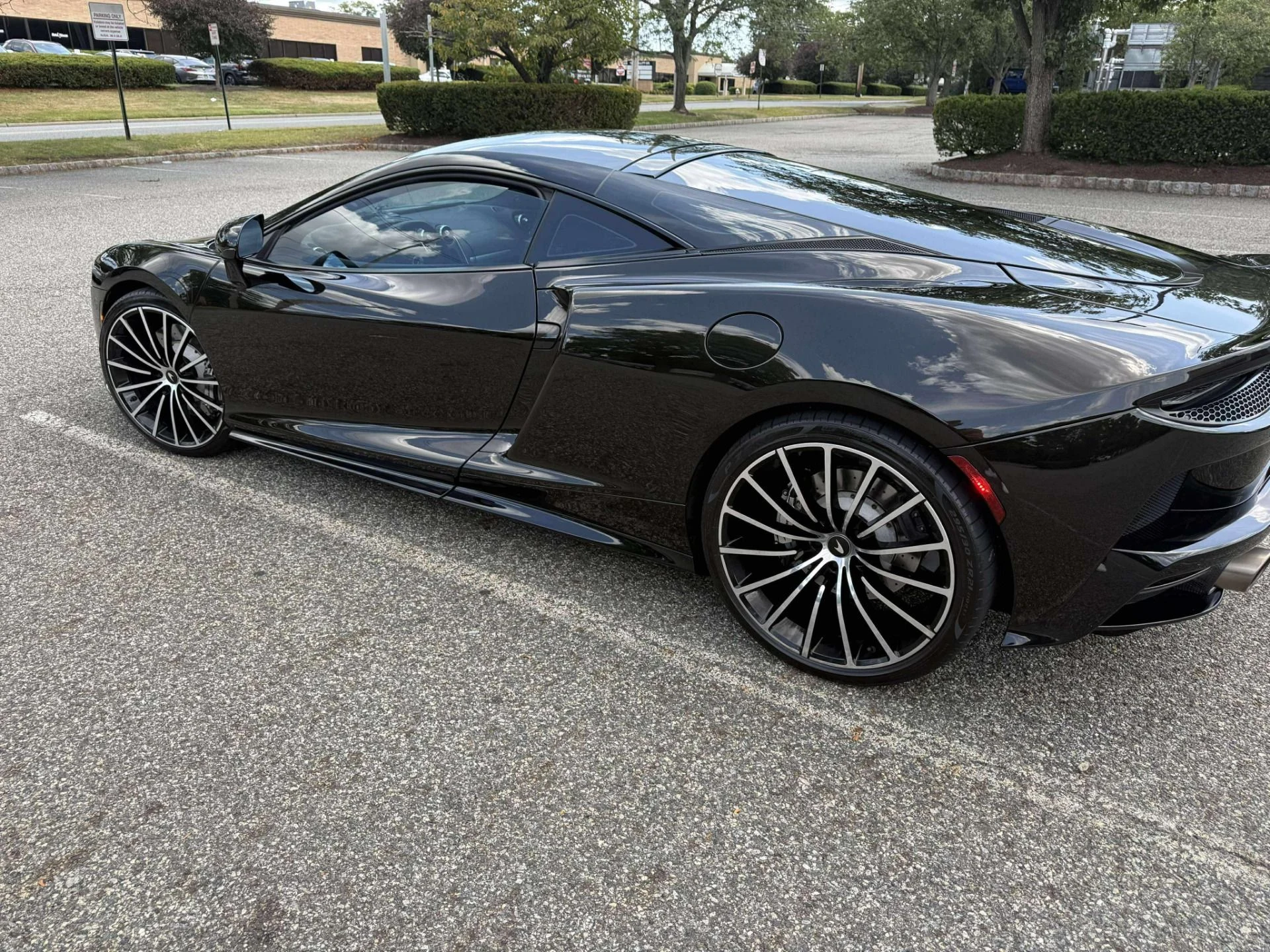 mph003_1384354517_Used_2020_Mc_Laren_GT_1754412270_4c2e50e81a
