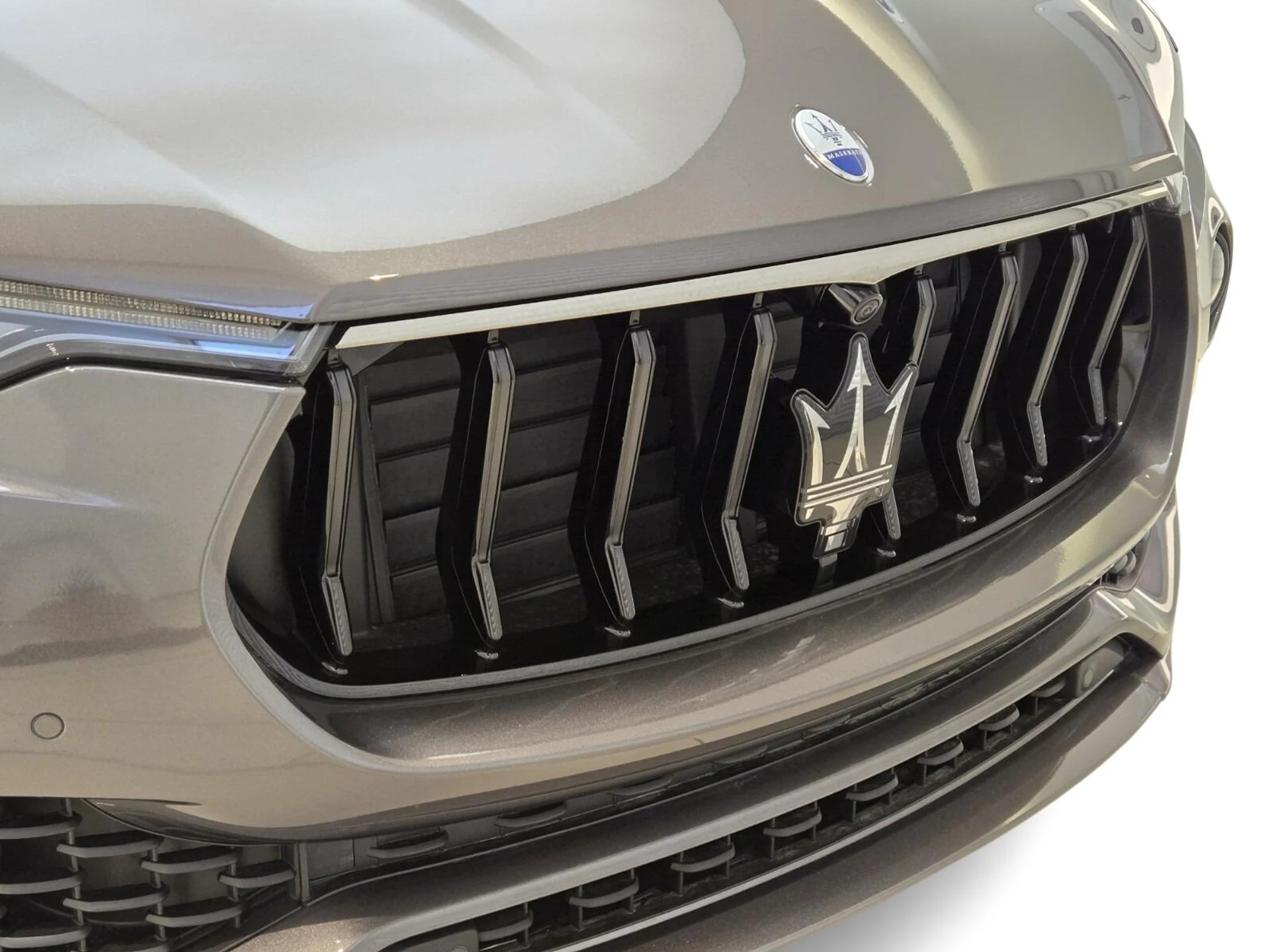 mph003_1385428754_New_2024_Maserati_Levante_GT_1753161569_53d4c9e101