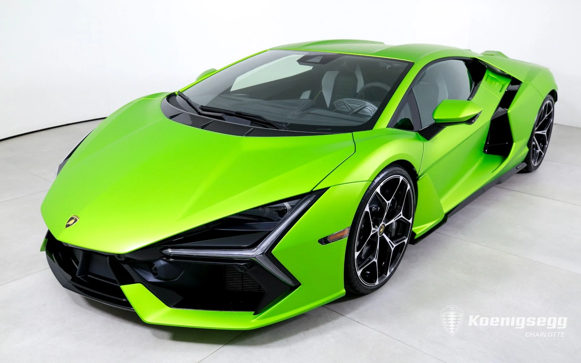 mph003_1387872392_Used_2024_Lamborghini_Revuelto_1774640395_dd458089ff