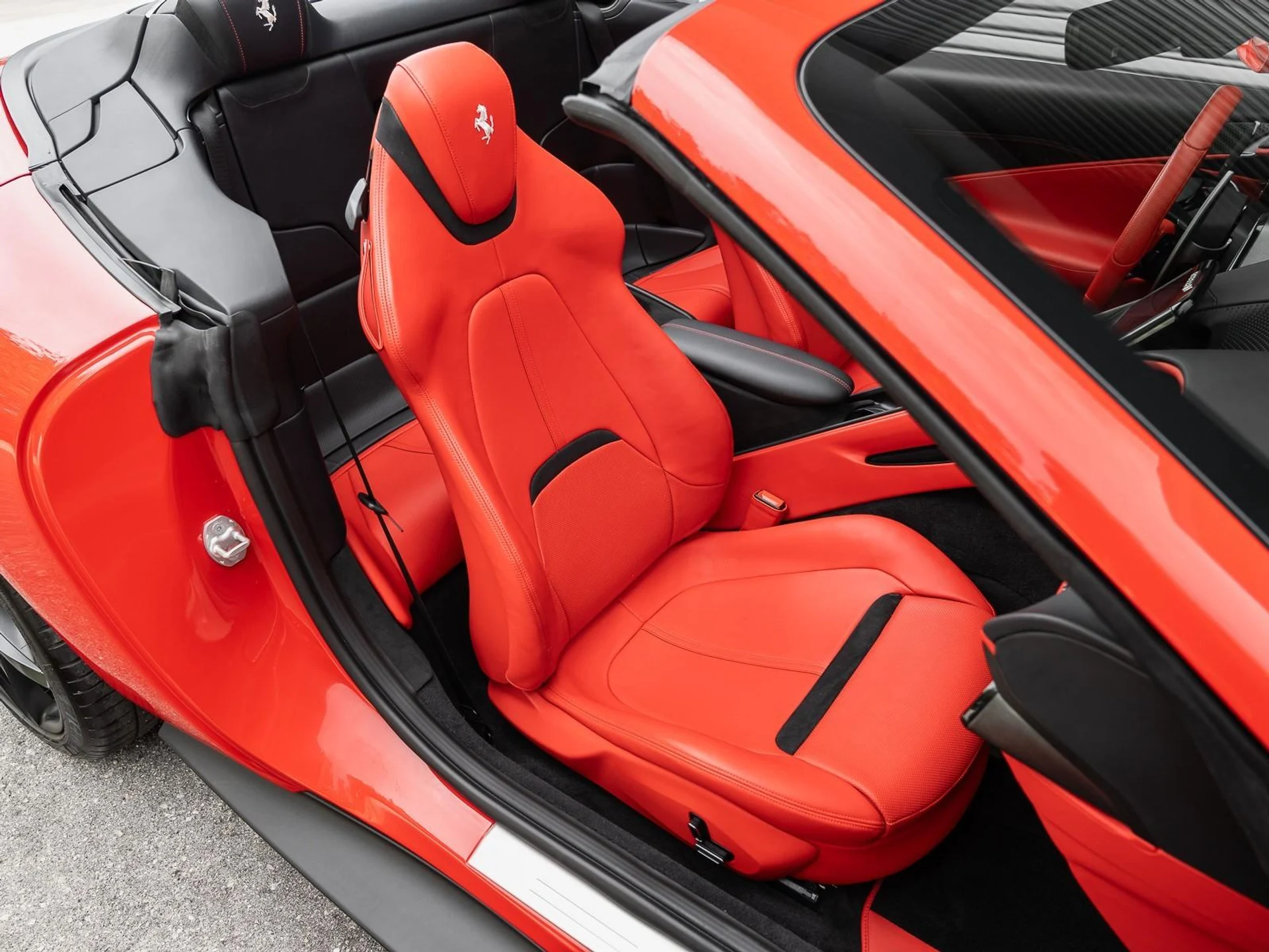 mph003_1402366411_Used_2024_Ferrari_Roma_Spider_1757614240_af22d8df53