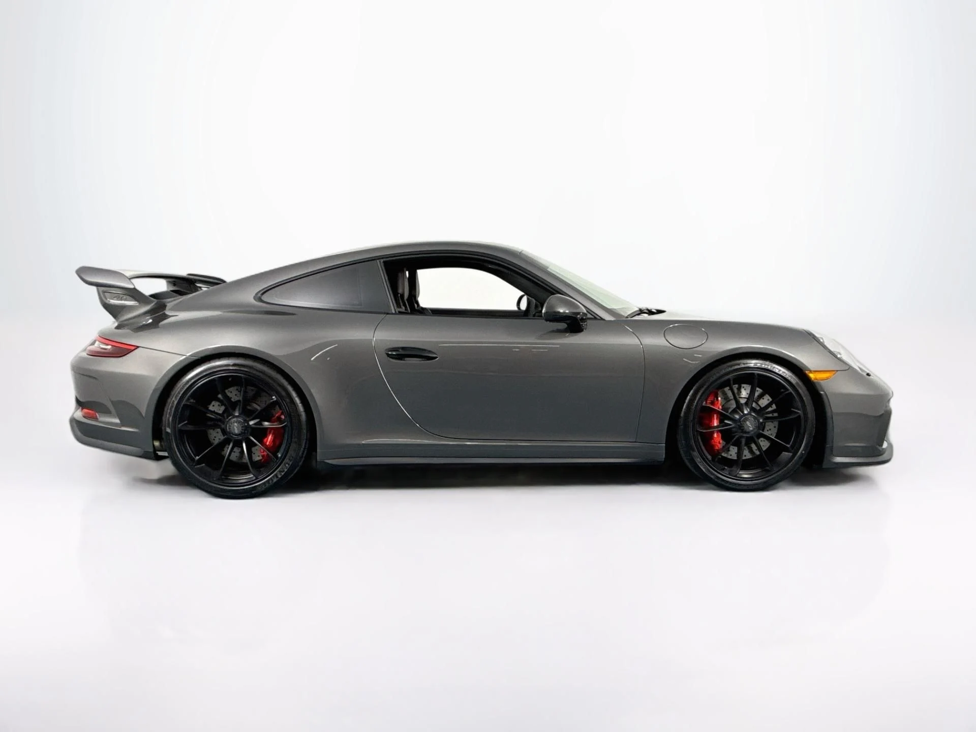mph003_140308715_Used_2019_Porsche_911_GT_3_1786138086_c20b33a977