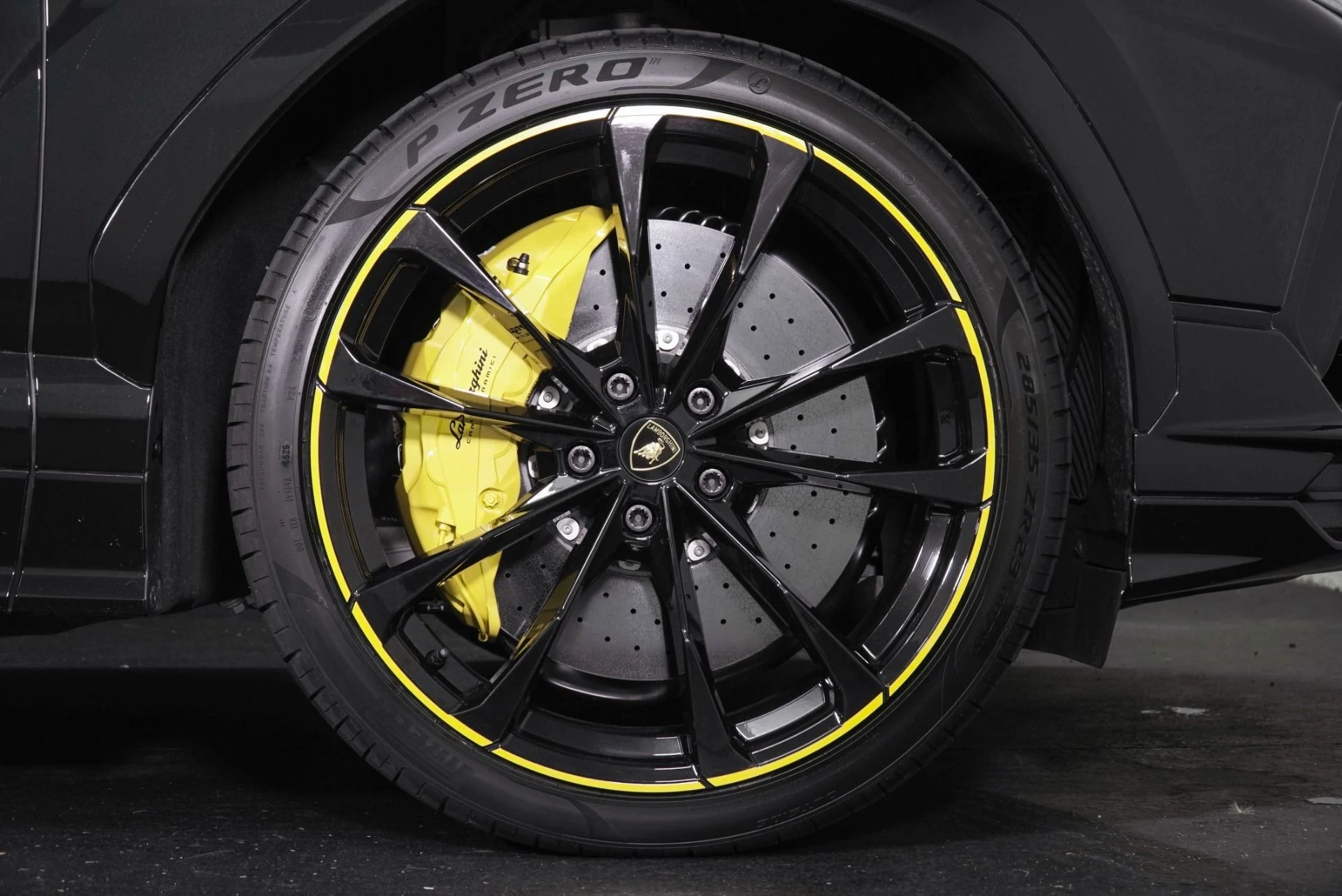 mph003_1408299178_Used_2024_Lamborghini_Urus_S_1785981549_9bfe88b5d0