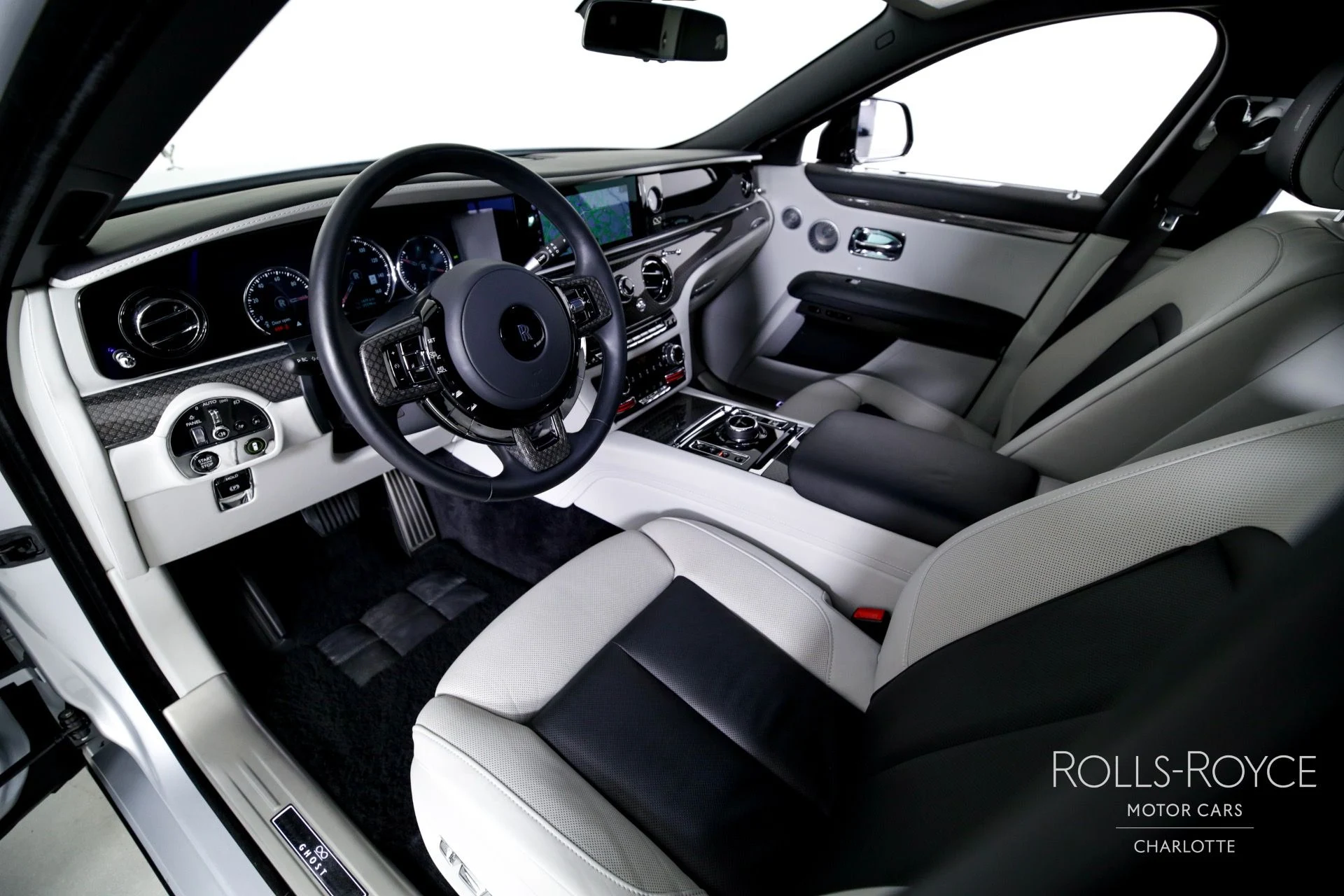 mph003_1408693217_Used_2022_Rolls_Royce_Black_Badge_Ghost_1713469373_4228ad0711