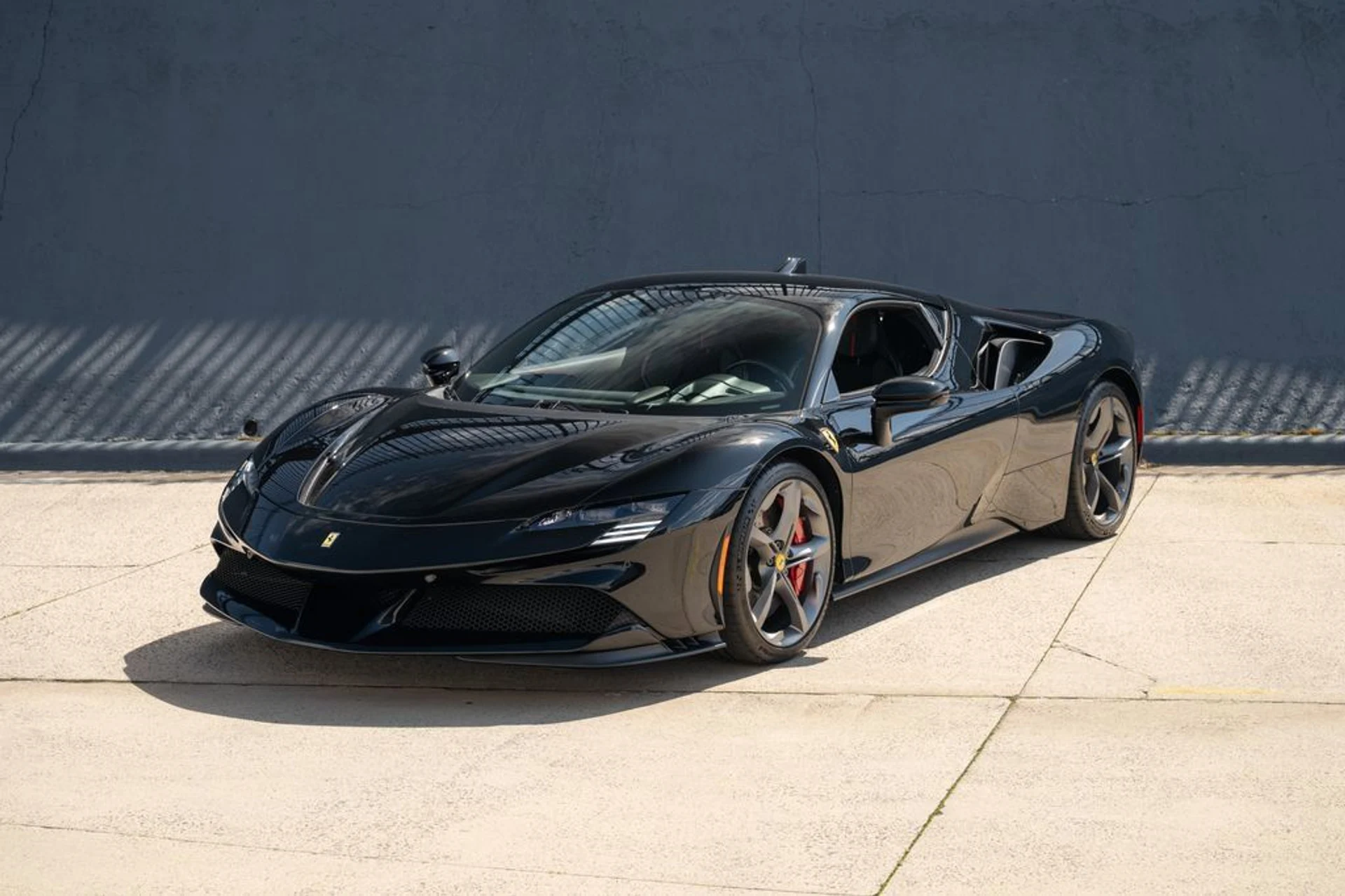 mph003_140873646_e9d3fe8296014591983cf33fbccdf085_4c7eea9c64