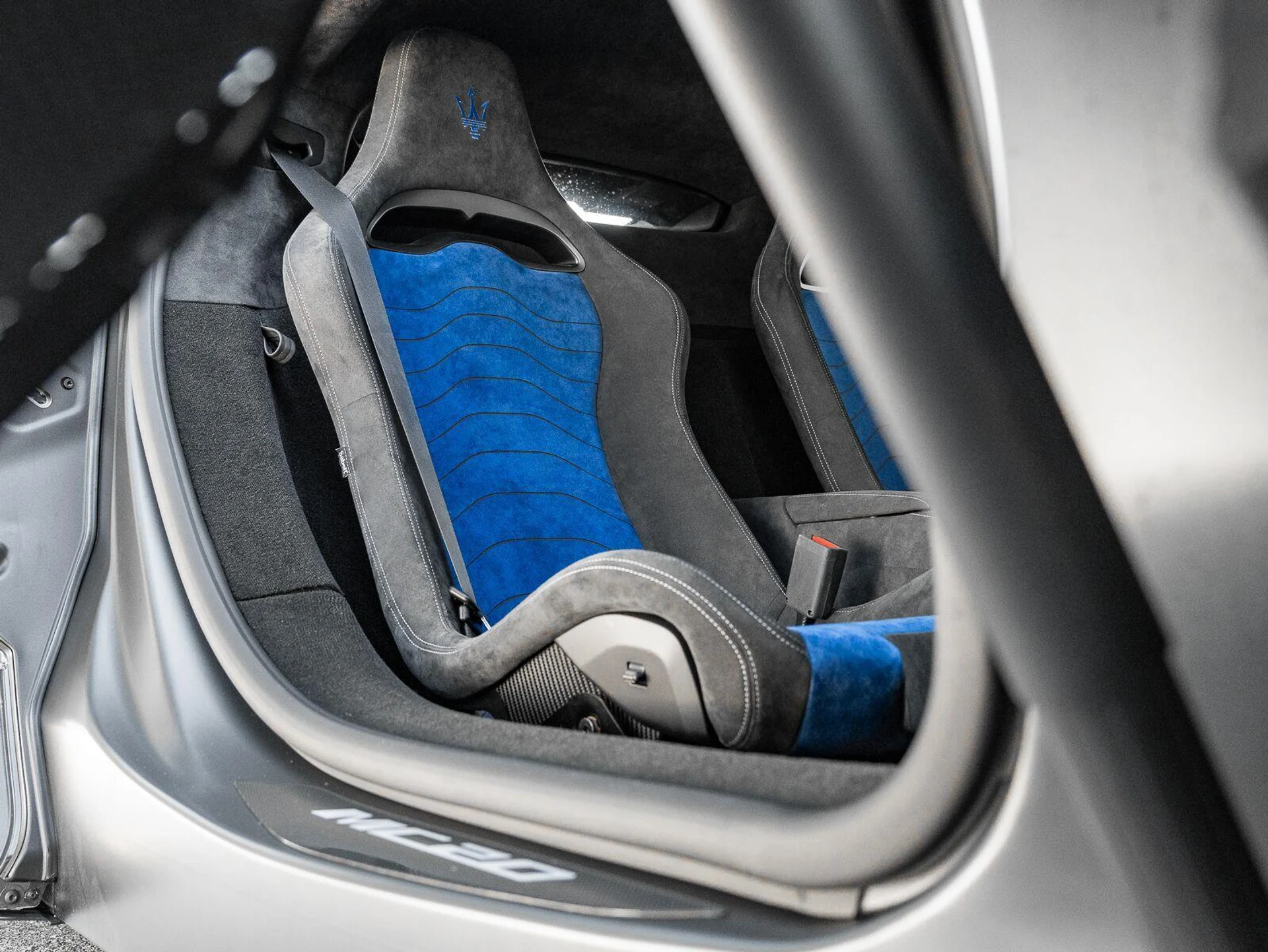 mph003_1422144869_Used_2022_Maserati_MC_20_Coupe_1784923348_6fe0eeb203