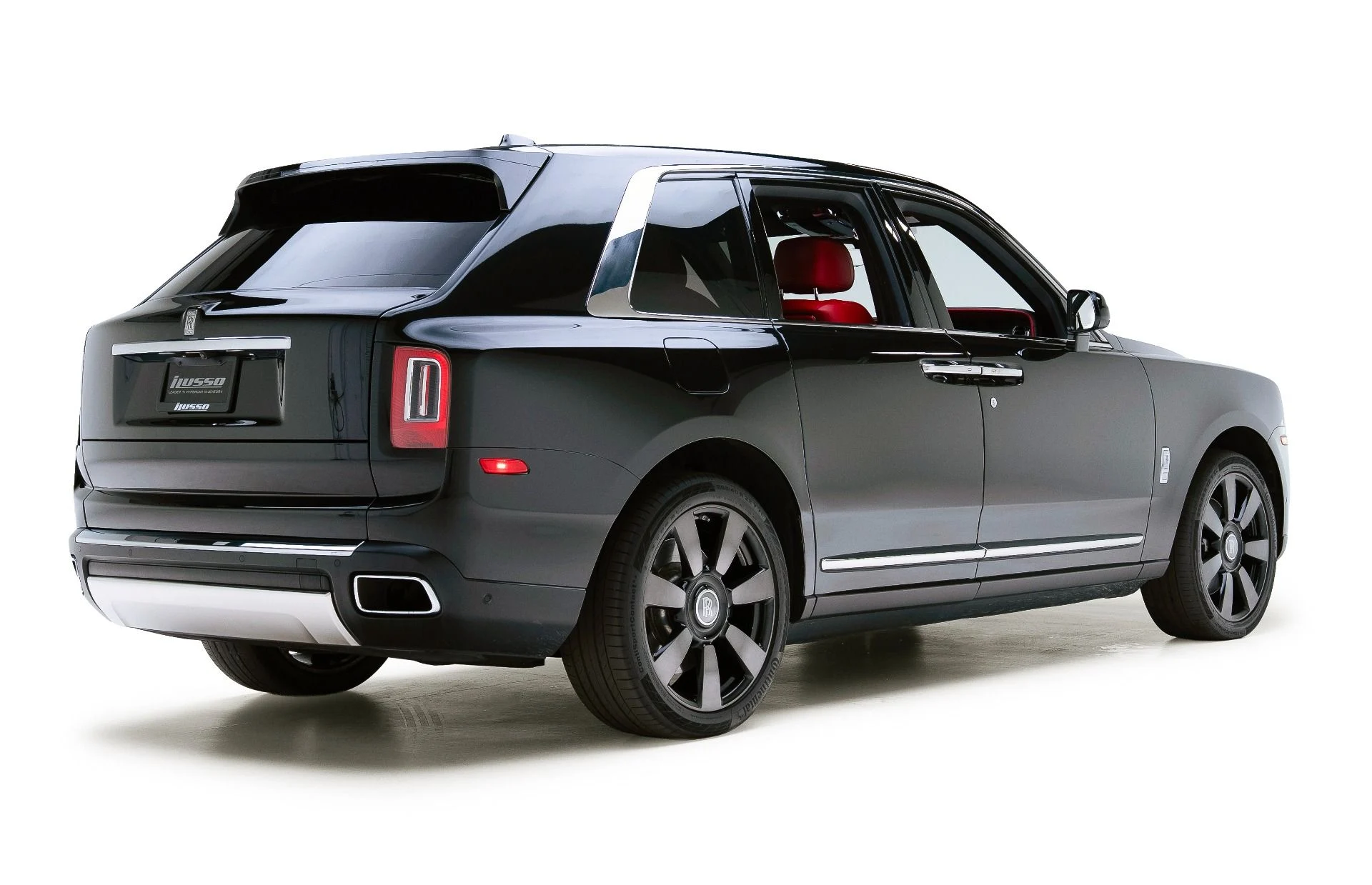 mph003_1428469895_Used_2022_Rolls_Royce_Cullinan_1779297004_e0dcb8f0e2