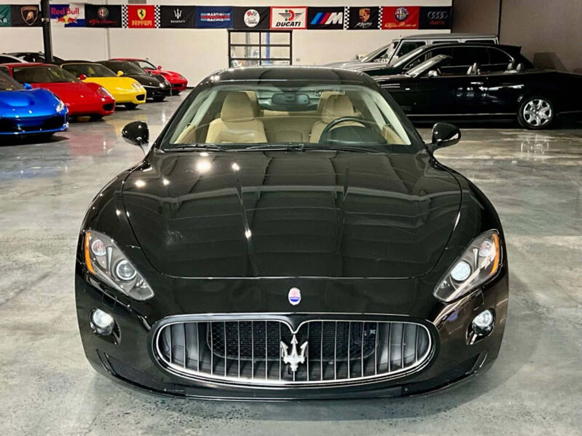 mph003_1450096759_2008_maserati_granturismo_base_2dr_coupe_5261dd7570
