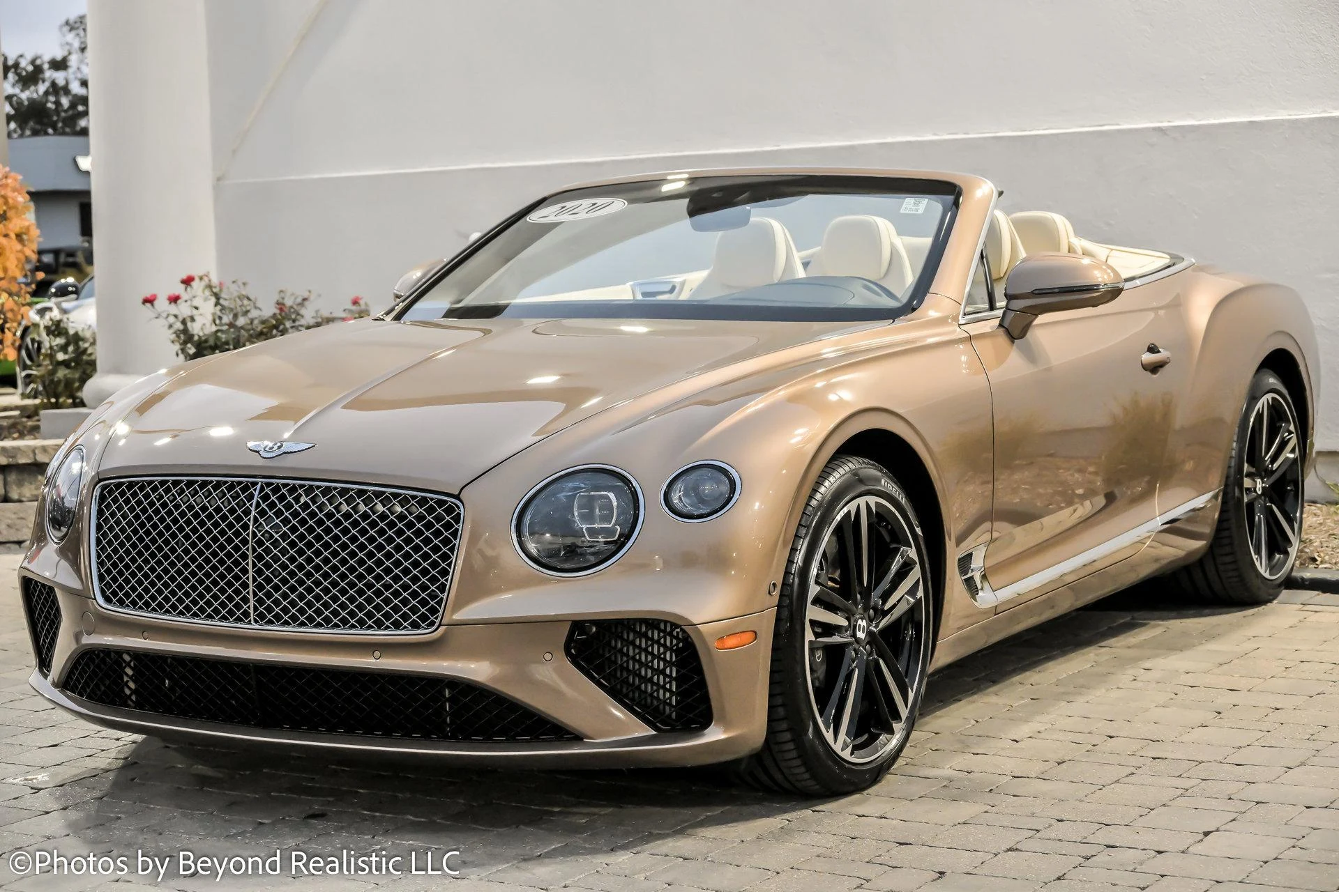 mph003_14625690_Used_2020_Bentley_Continental_GT_V8_Convertible_1762592962_8b650461a6