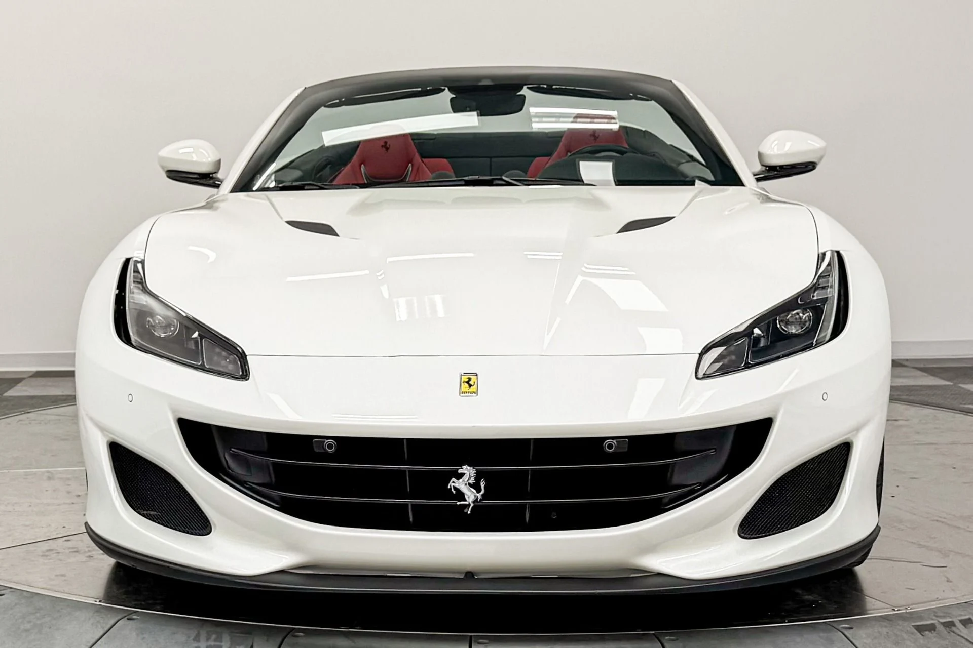 mph003_1464085068_Used_2020_Ferrari_Portofino_591_Horsepower_Two_Tone_Interior_1782839445_87806d9501