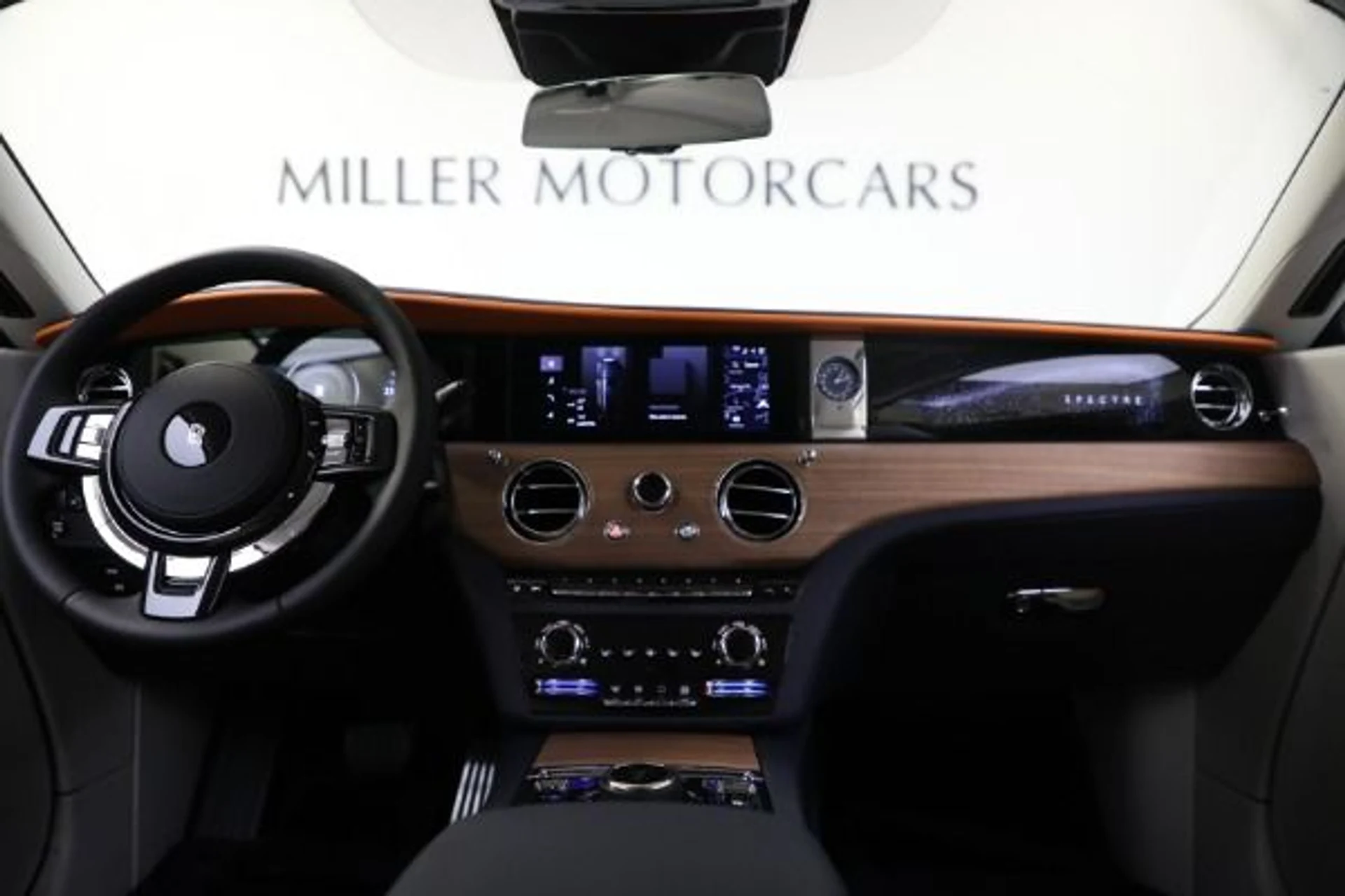 mph003_1472999611_New_2024_Rolls_Royce_Spectre_a1ed6b0779