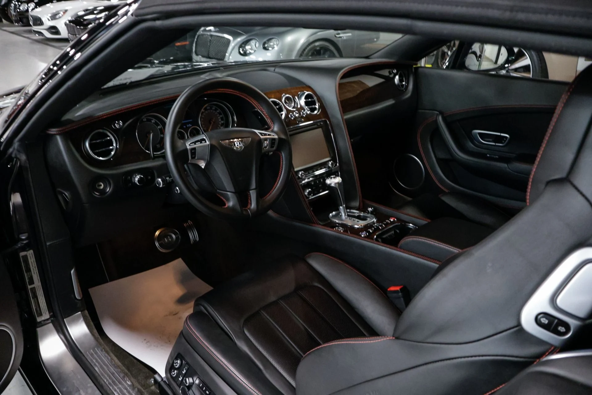 mph003_1490793357_Used_2013_Bentley_Continental_GTC_GT_V8_Convertible_1760481332_a7286da7ac