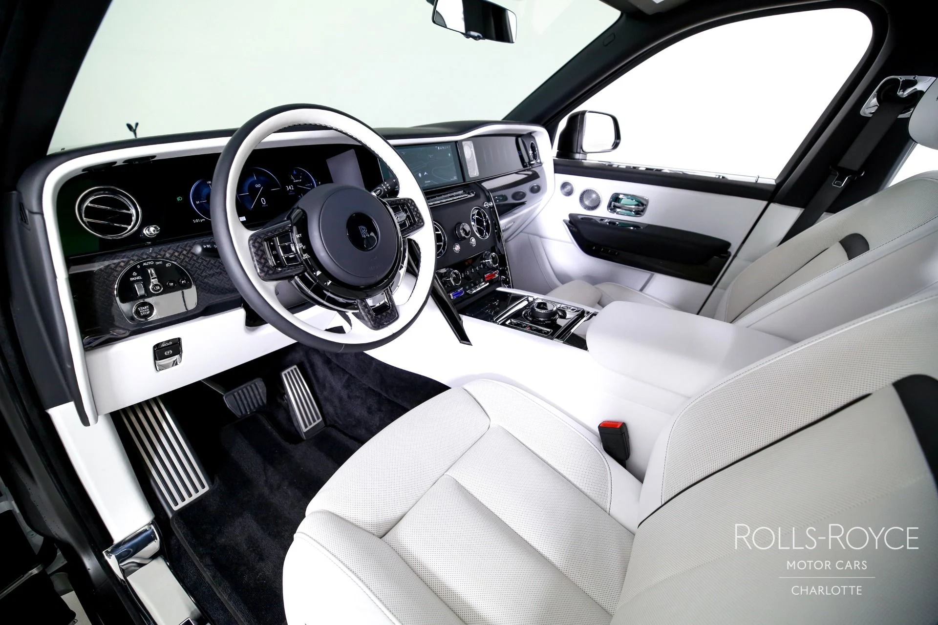 mph003_1490995525_Used_2025_Rolls_Royce_Black_Badge_Cullinan_1769527230_be5f4cae0f