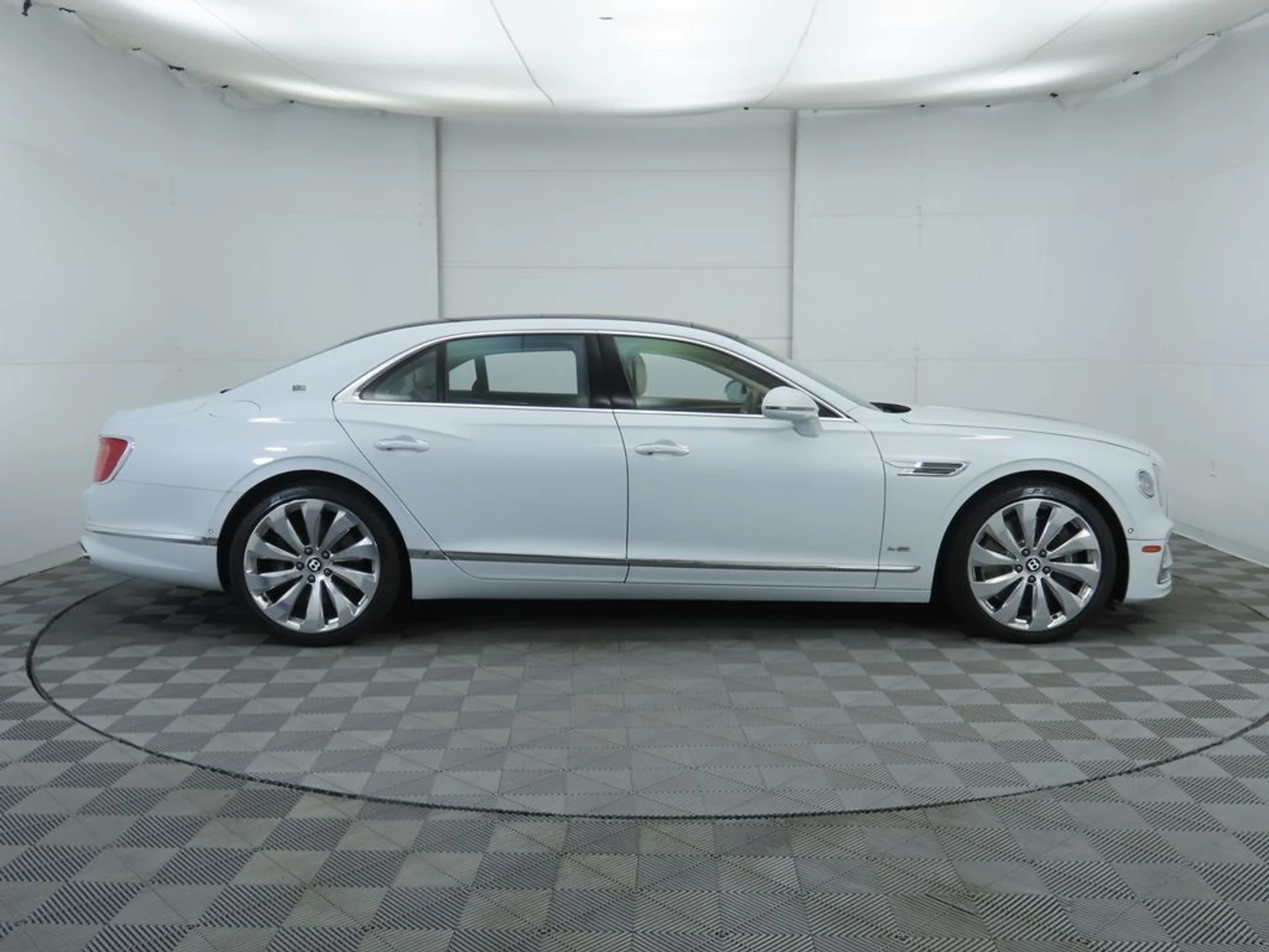 mph003_1501774302_used_2020_bentley_flying_spur_w12sedan_8119_22909310_4_1024_da58c019e6