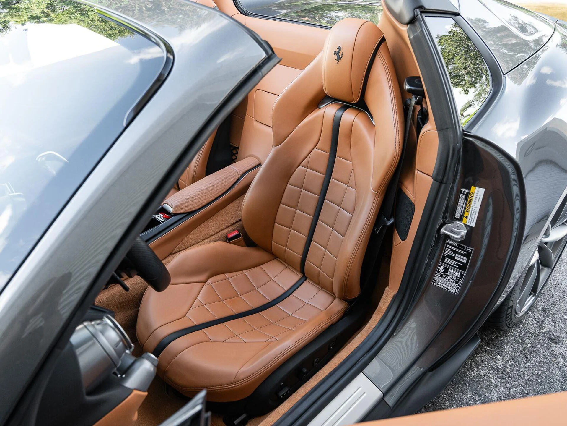 mph003_1510436759_Used_2022_Ferrari_812_GTS_Convertible_1784905654_d69eb6e138