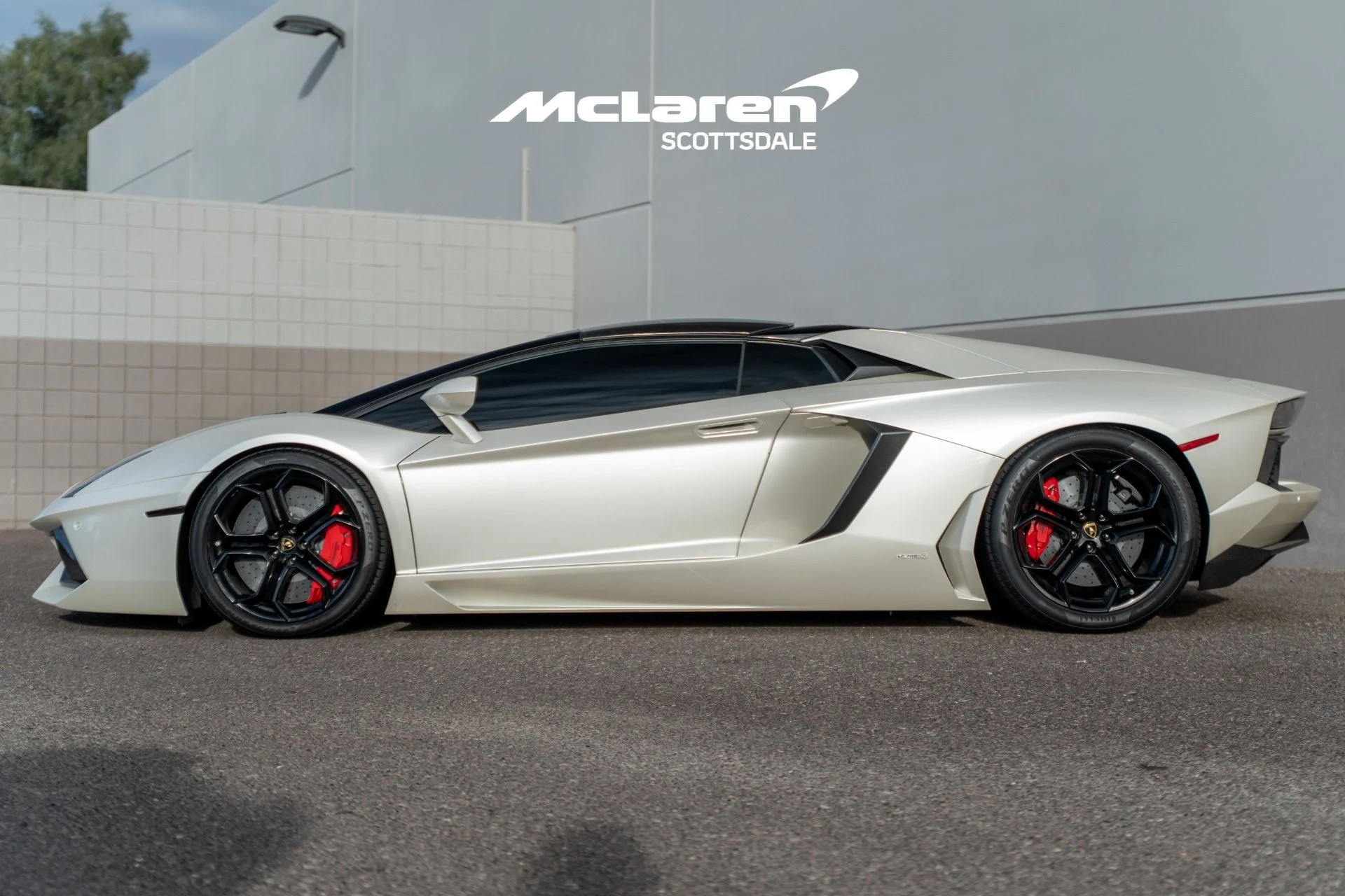 mph003_1525509325_Used_2015_LAMBORGHINI_AVENTADOR_LP_700_4_1771652889_3c247373ab