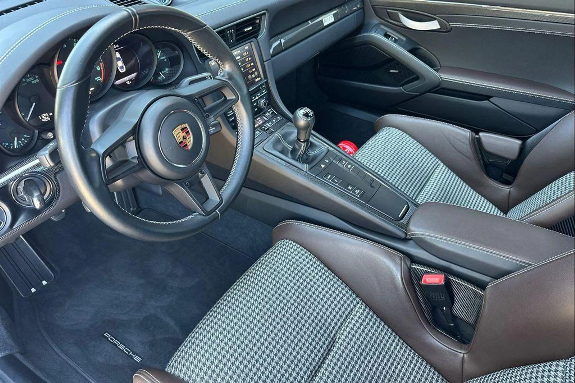 mph003_1529524511_va_Kp_Km_1_G_Yka2_Y_Ela_Gi_Fwh_O_Sdd_Q_350bd8b112