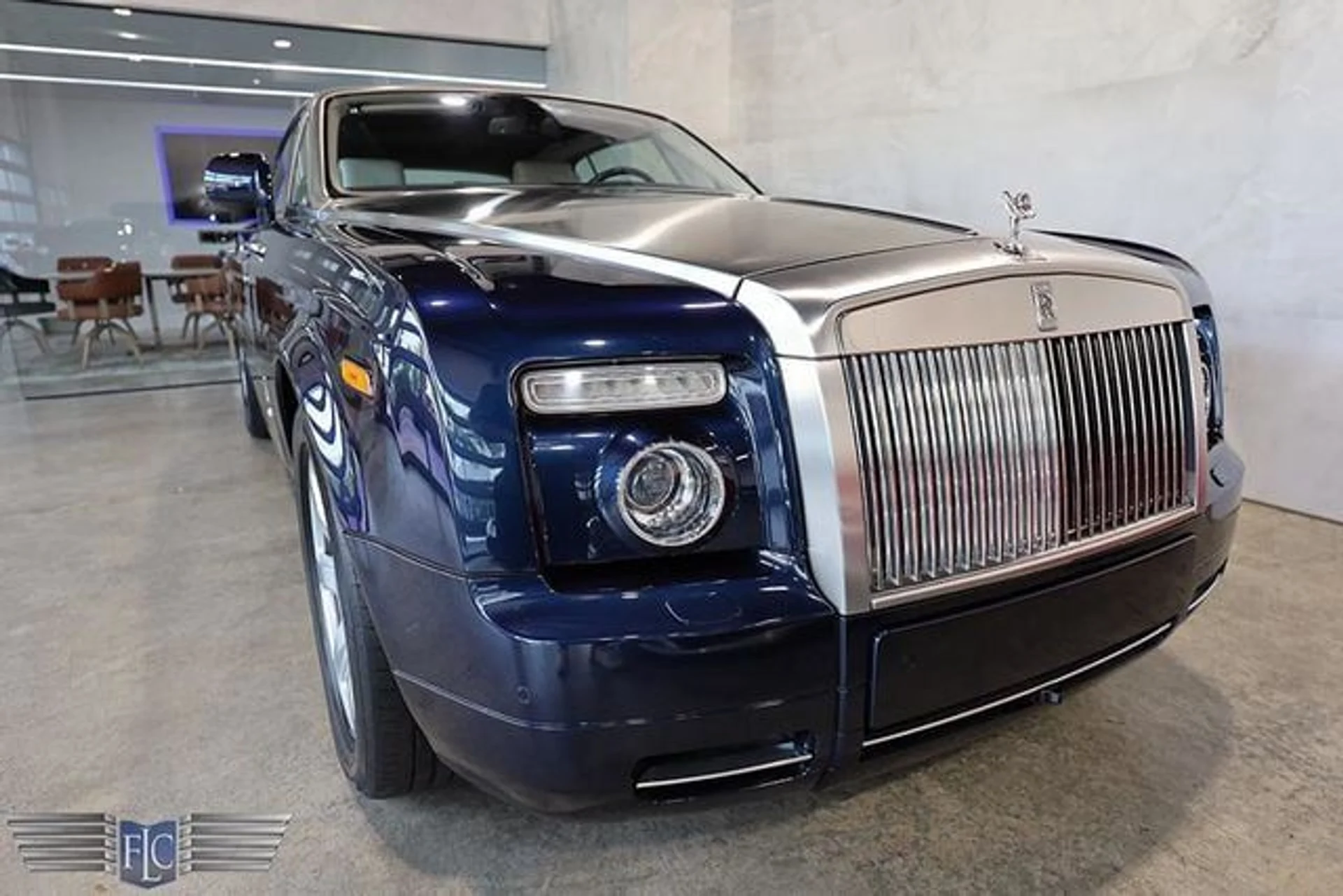 mph003_15424529_used_2010_rolls_royce_phantom_coupe_2drcoupe_9689_23032894_7_640_e55b136597