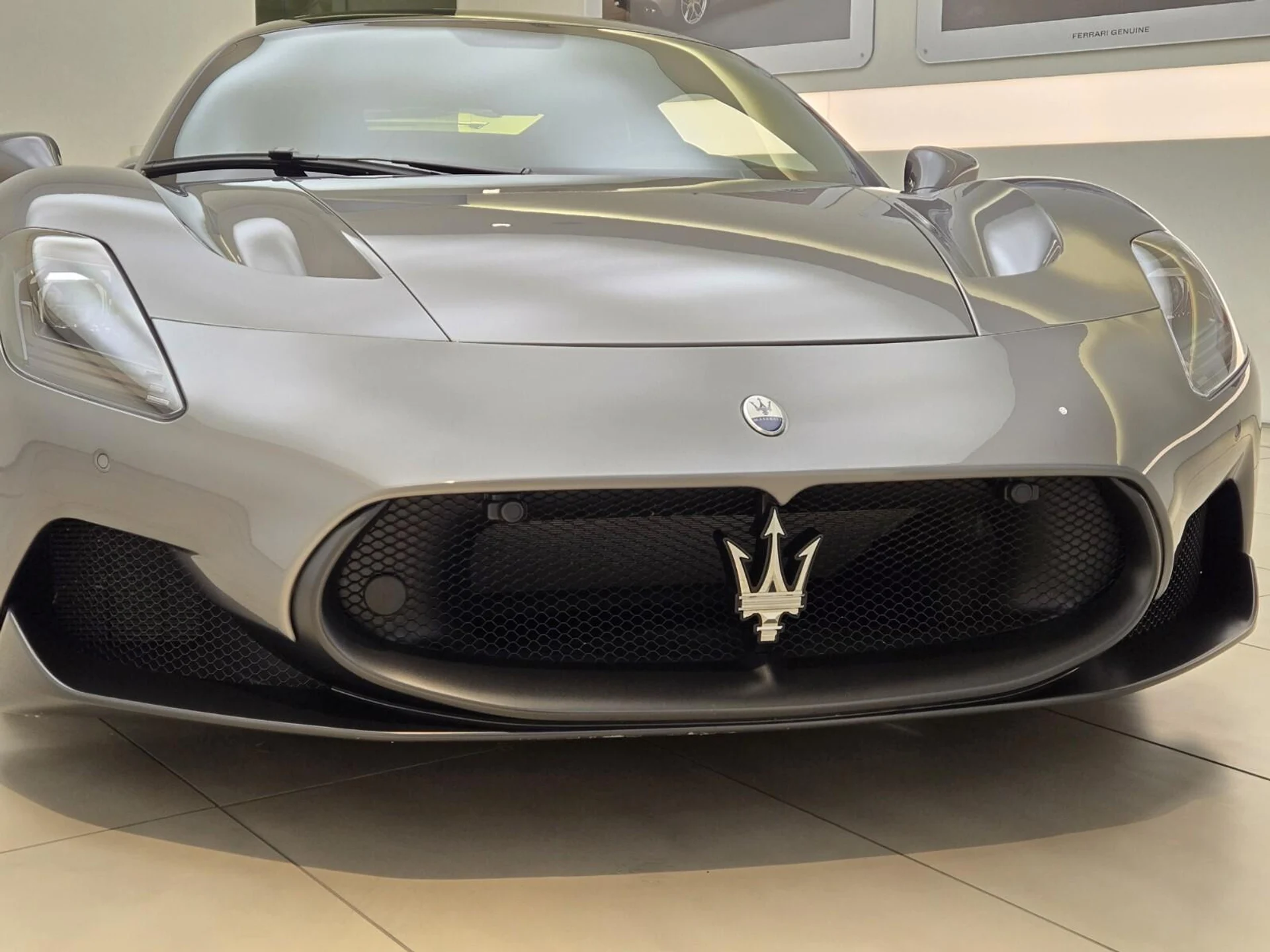 mph003_1543826348_Used_2022_Maserati_MC_20_1767077615_444c198535