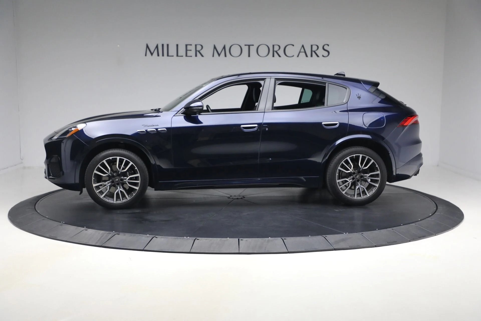 mph003_1547004428_Used_2023_MASERATI_GRECALE_MODENA_1793285588_f73d763c53