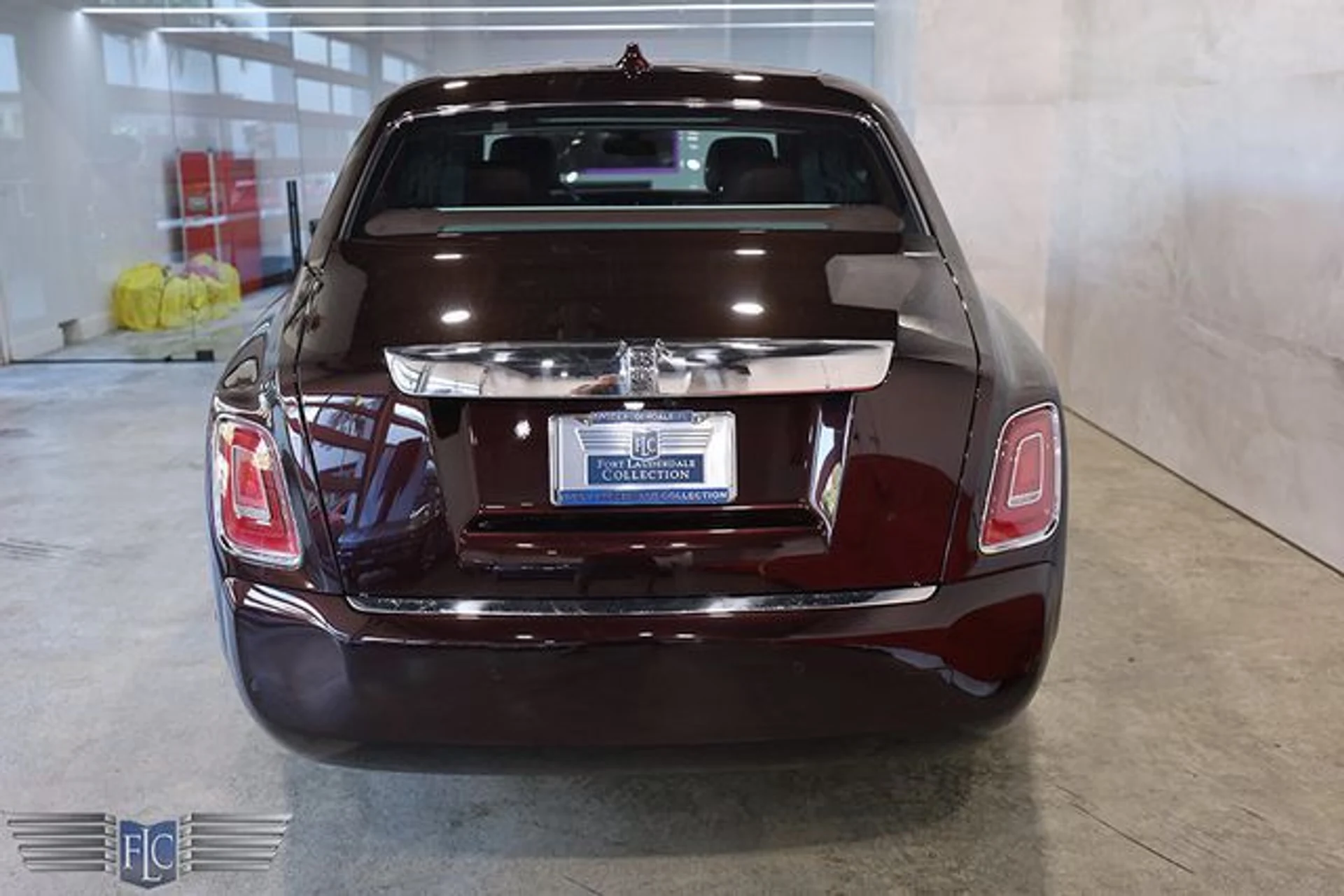mph003_1547691707_used_2018_rolls_royce_phantom_extendedwheelbasesedan_9689_23067531_8_640_69f78c21f0