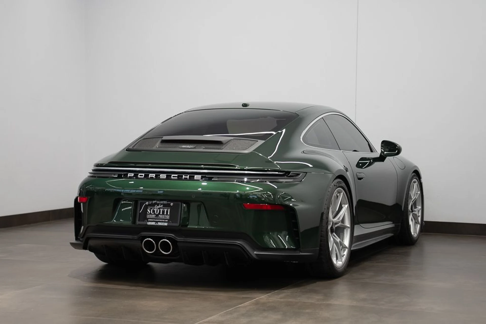 mph003_155657581_porsche_911_2026_1a6929ccf4