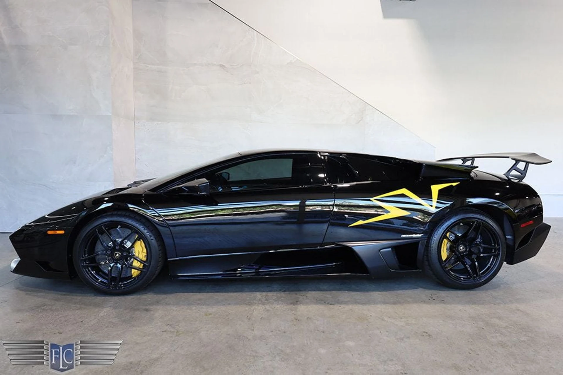 mph003_1559035620_used_2010_lamborghini_murcielago_2drlp6704superveloce_9689_22931171_4_1024_a61529207b
