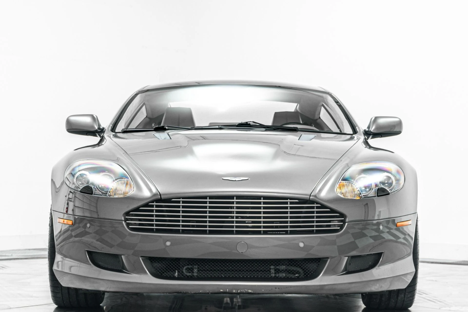 mph003_1563274531_Used_2007_Aston_Martin_DB_9_V12_Power_Classic_Lines_1782333379_b2862fbd2a