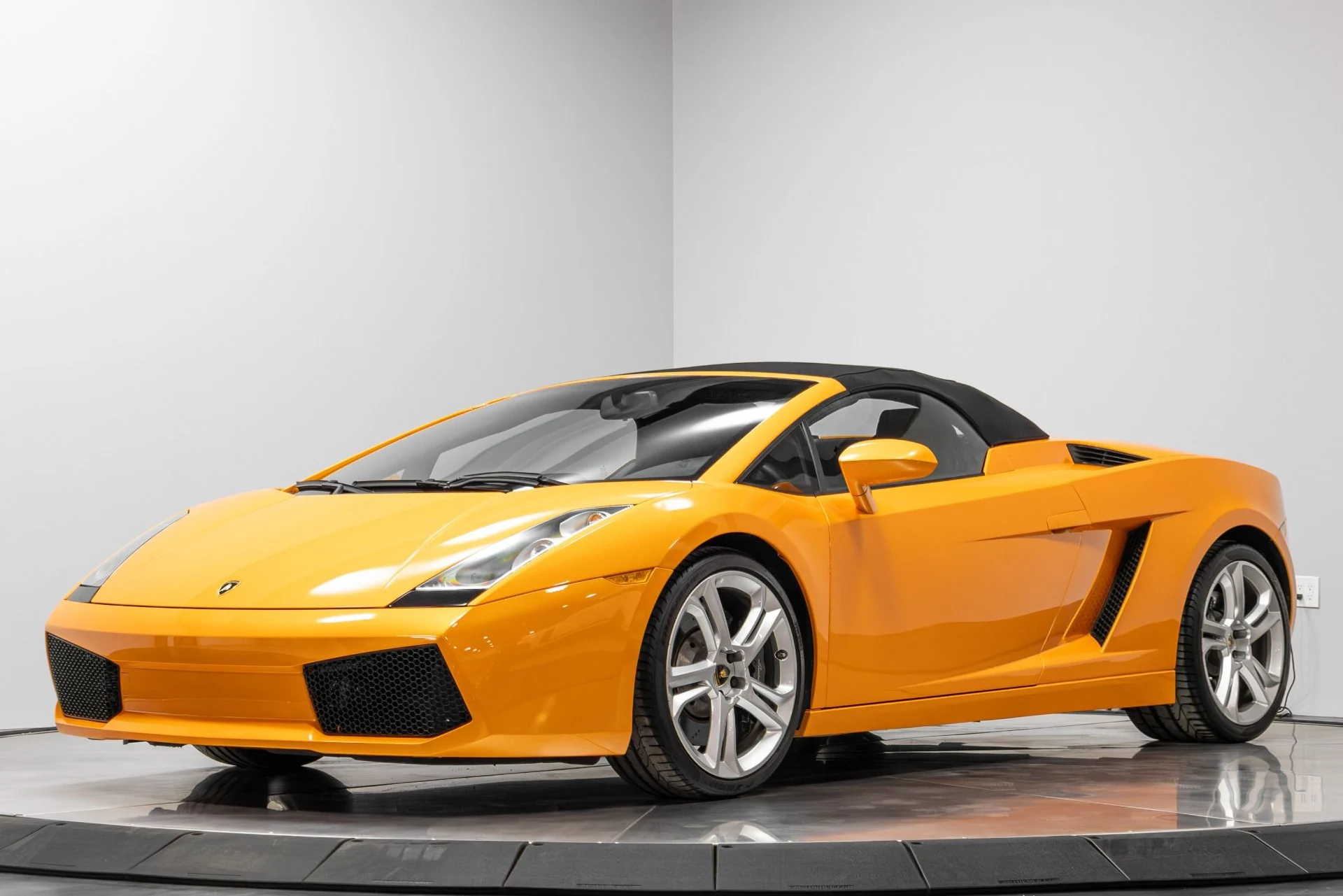 mph003_1569602487_Used_2008_Lamborghini_Gallardo_Spyder_1768425608_accdc24999
