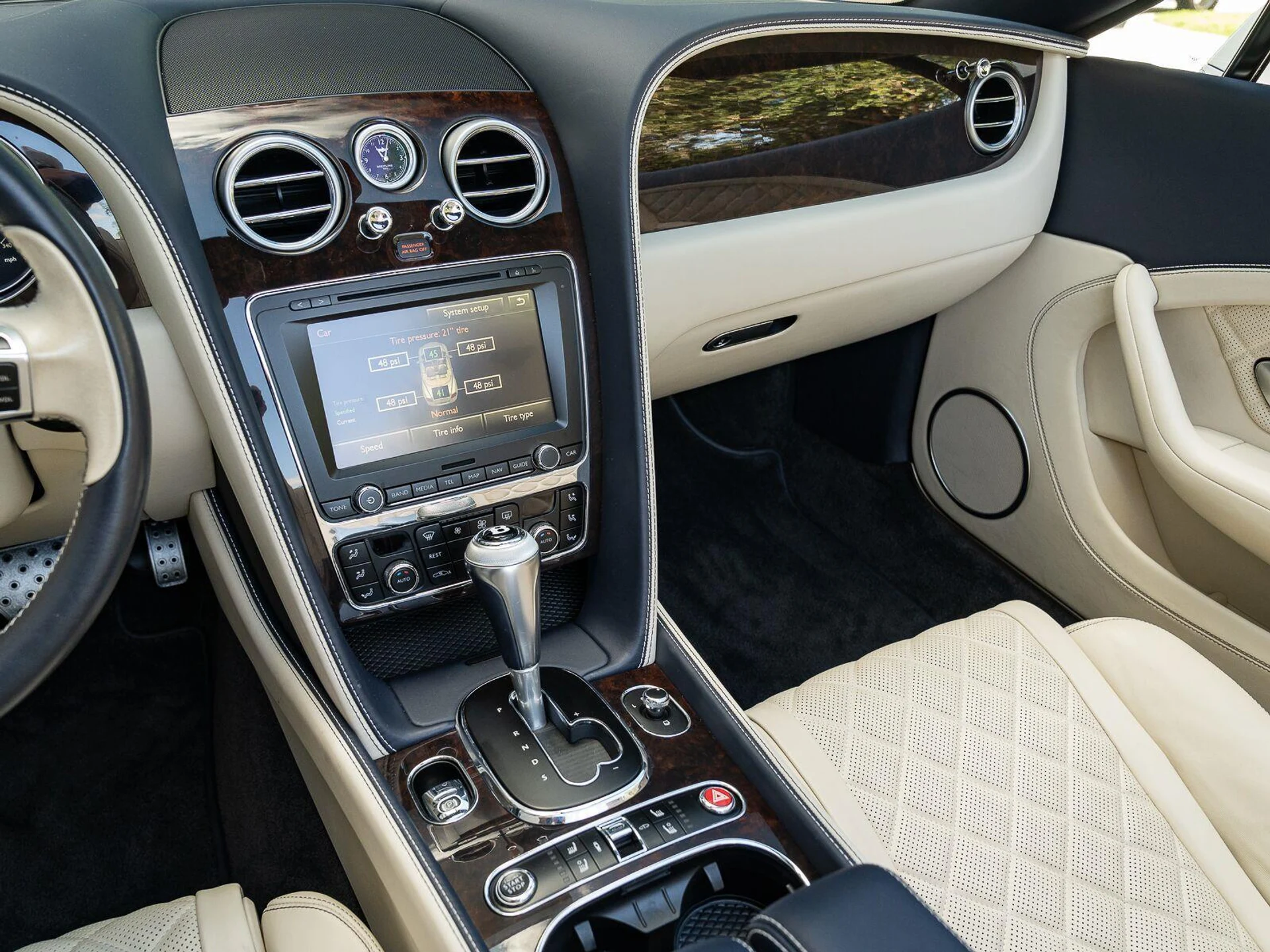 mph003_1572586289_Used_2016_Bentley_Continental_GT_W12_1789153597_c6d24a5993