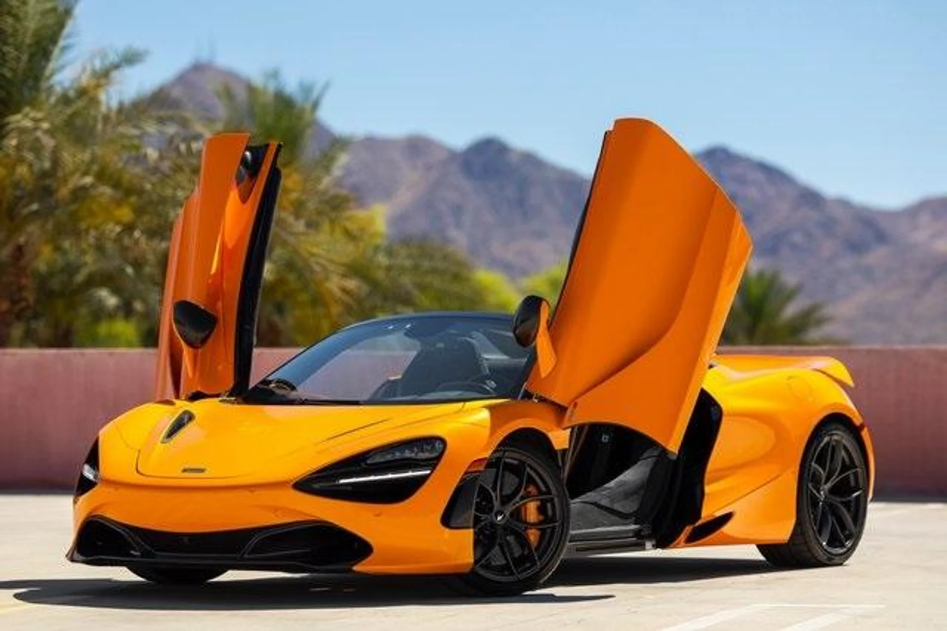mph003_1573978113_Used_2019_MCLAREN_720_S_Spider_Performance_1620459159_ac712124e5