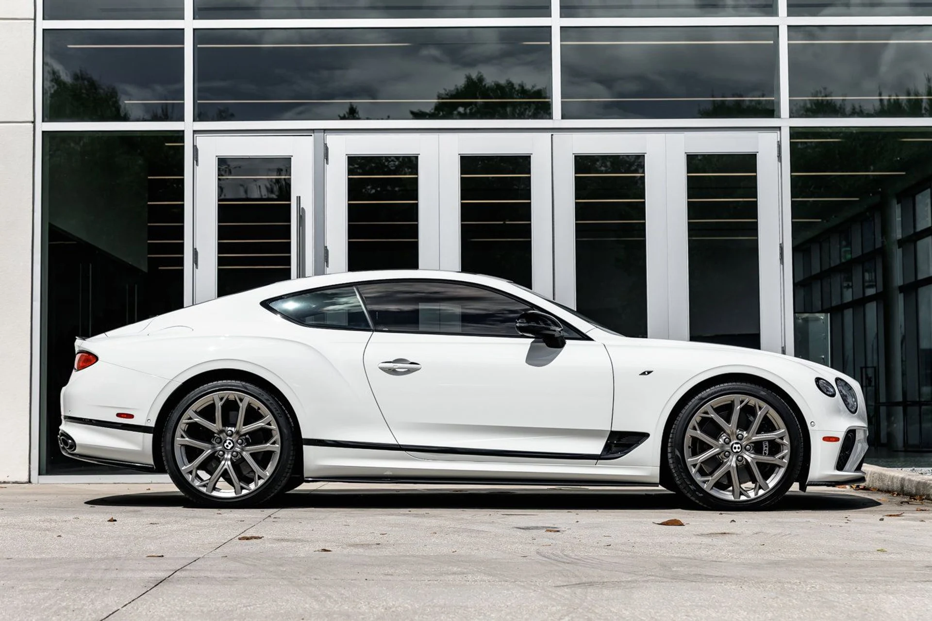 mph003_1576727856_579e697dcce17f185b9b591bb6d05666x_fc2d4a5598