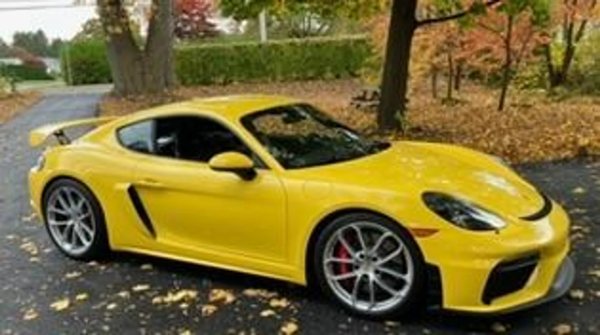 mph003_1579303587_Used_2022_Porsche_718_Cayman_GT_4_1759429557_f4a0461f42
