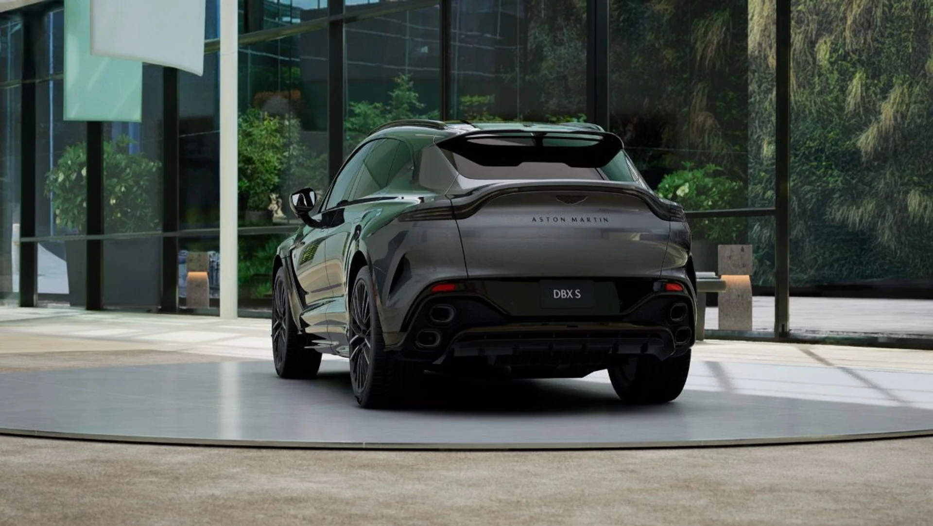 mph003_1585697476_New_2026_Aston_Martin_DBX_S_1787676902_7bb4b4c0b2