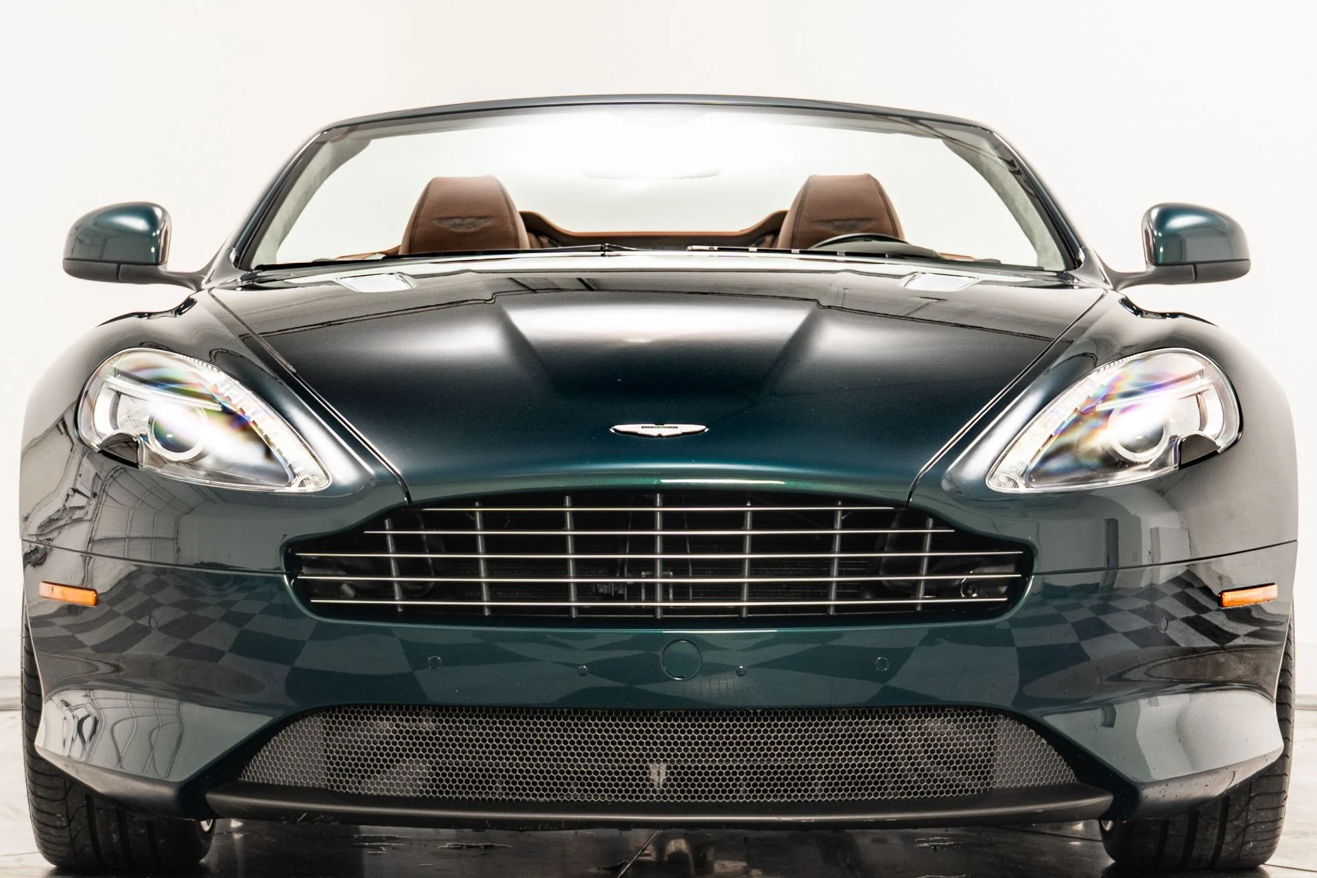 mph003_1599646209_Used_2015_Aston_Martin_DB_9_Volante_1759413134_7314cca30b